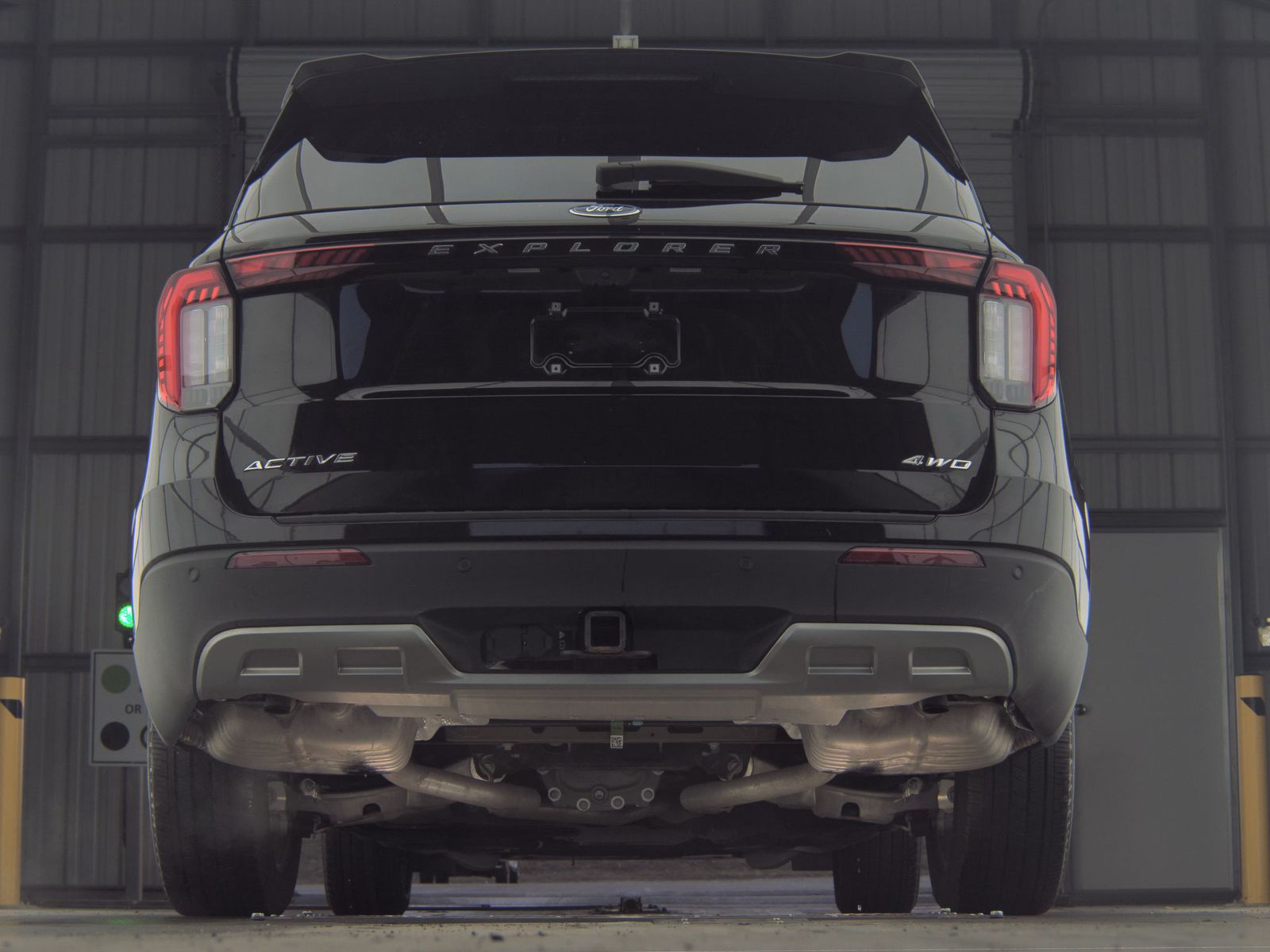 2025 Ford Explorer Active AWD