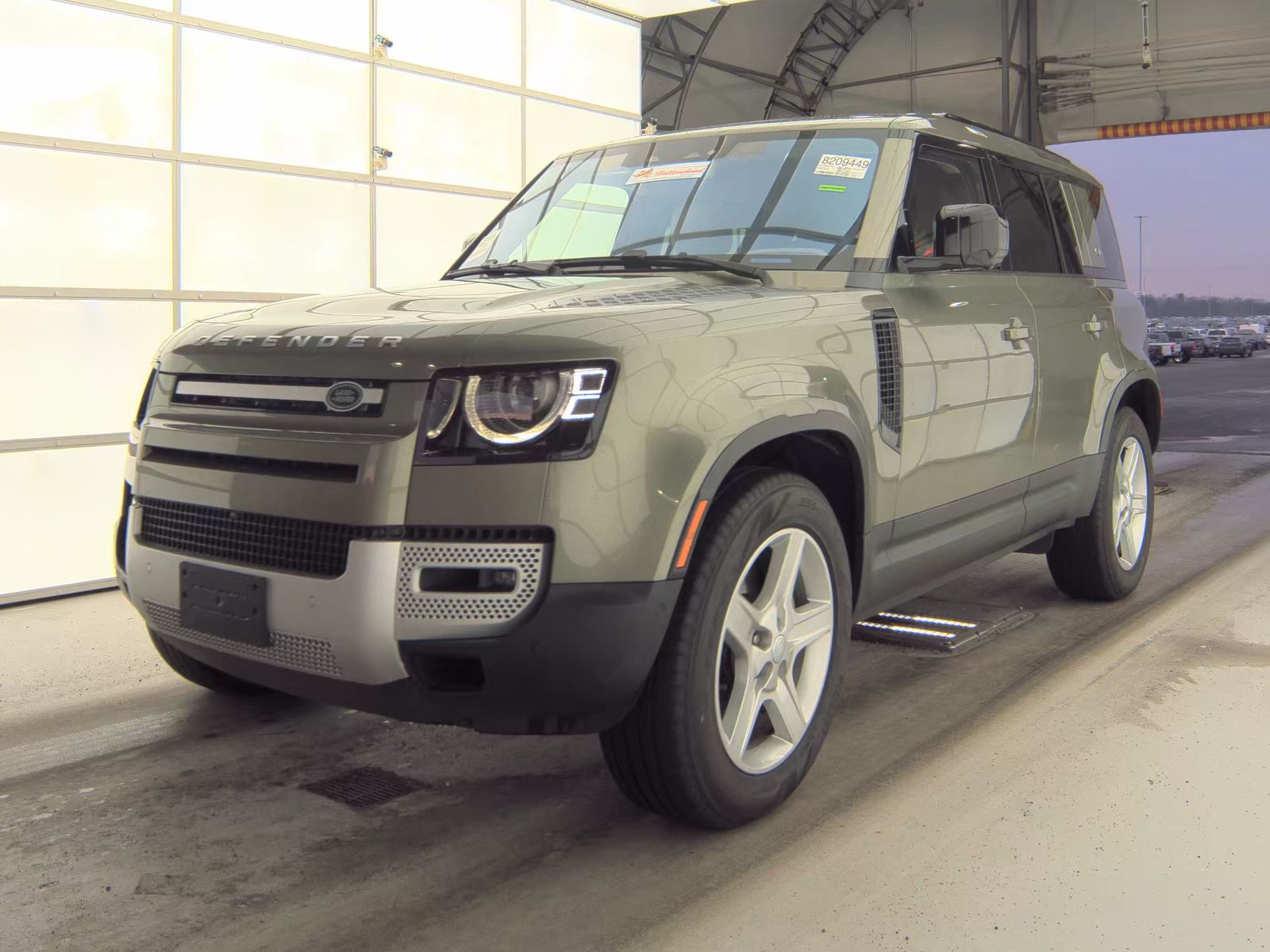 2022 Land Rover Defender 110 SE AWD