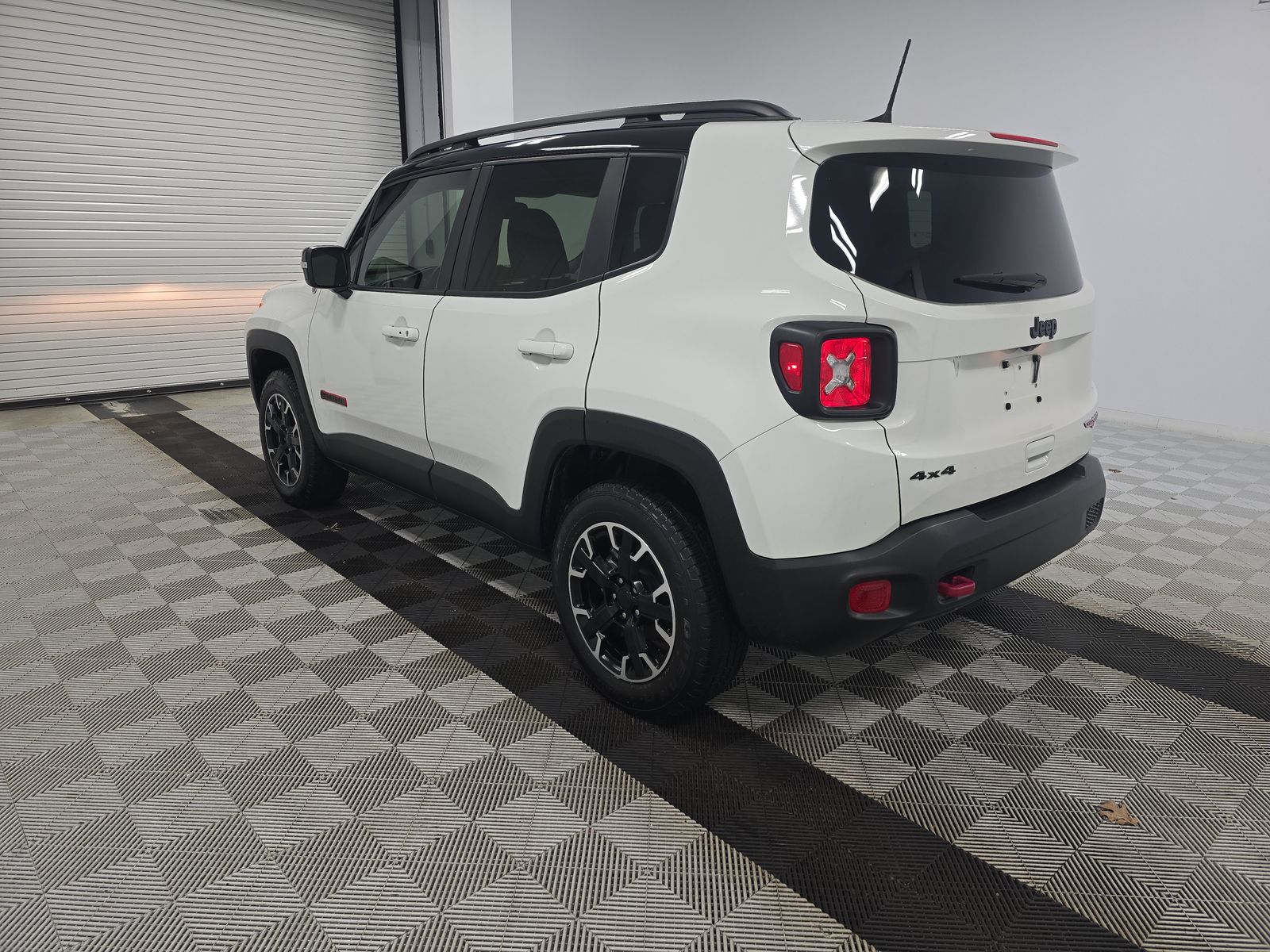 2023 Jeep Renegade Trailhawk AWD