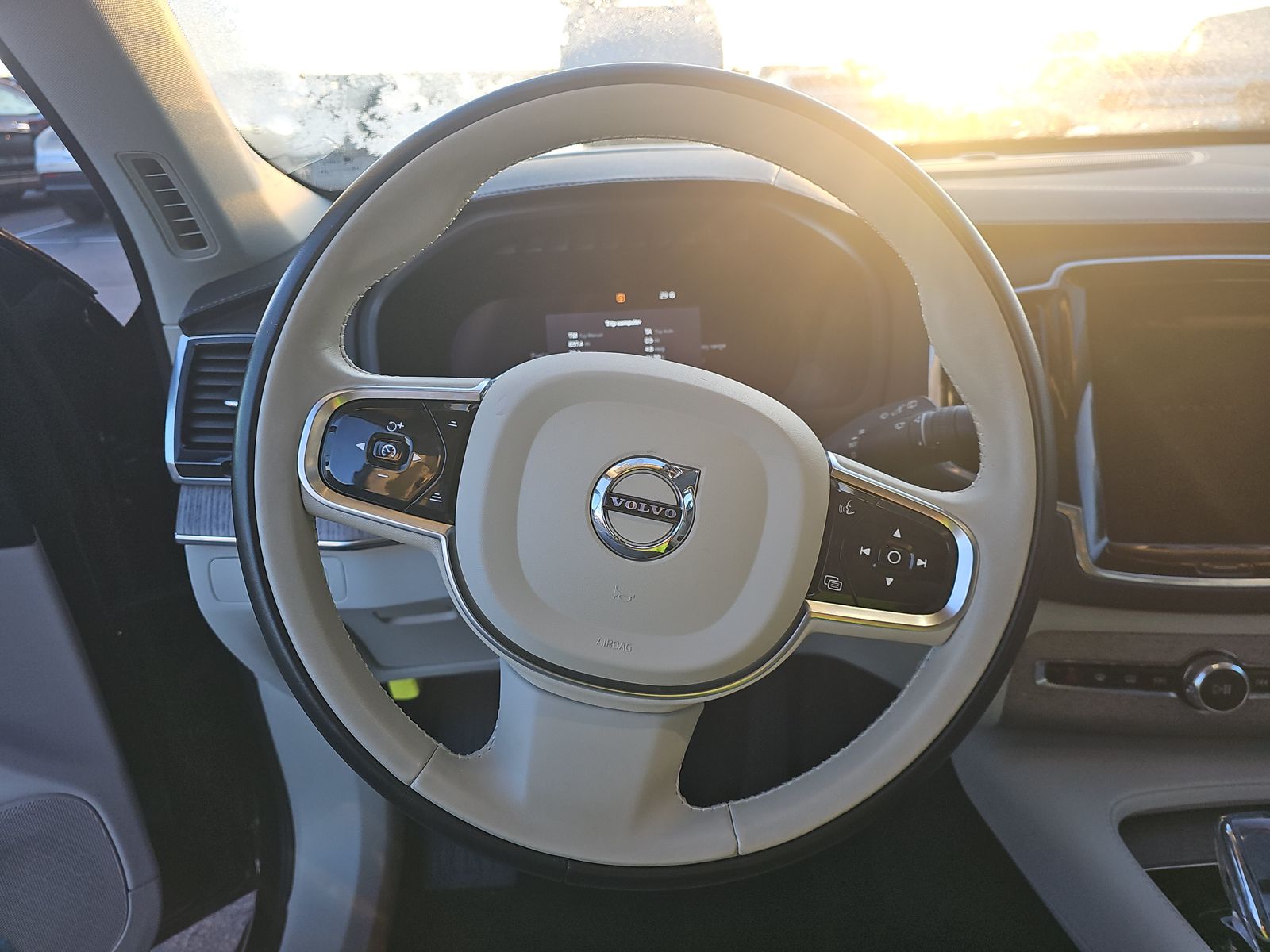 2024 Volvo XC90 Recharge T8 Ultimate AWD