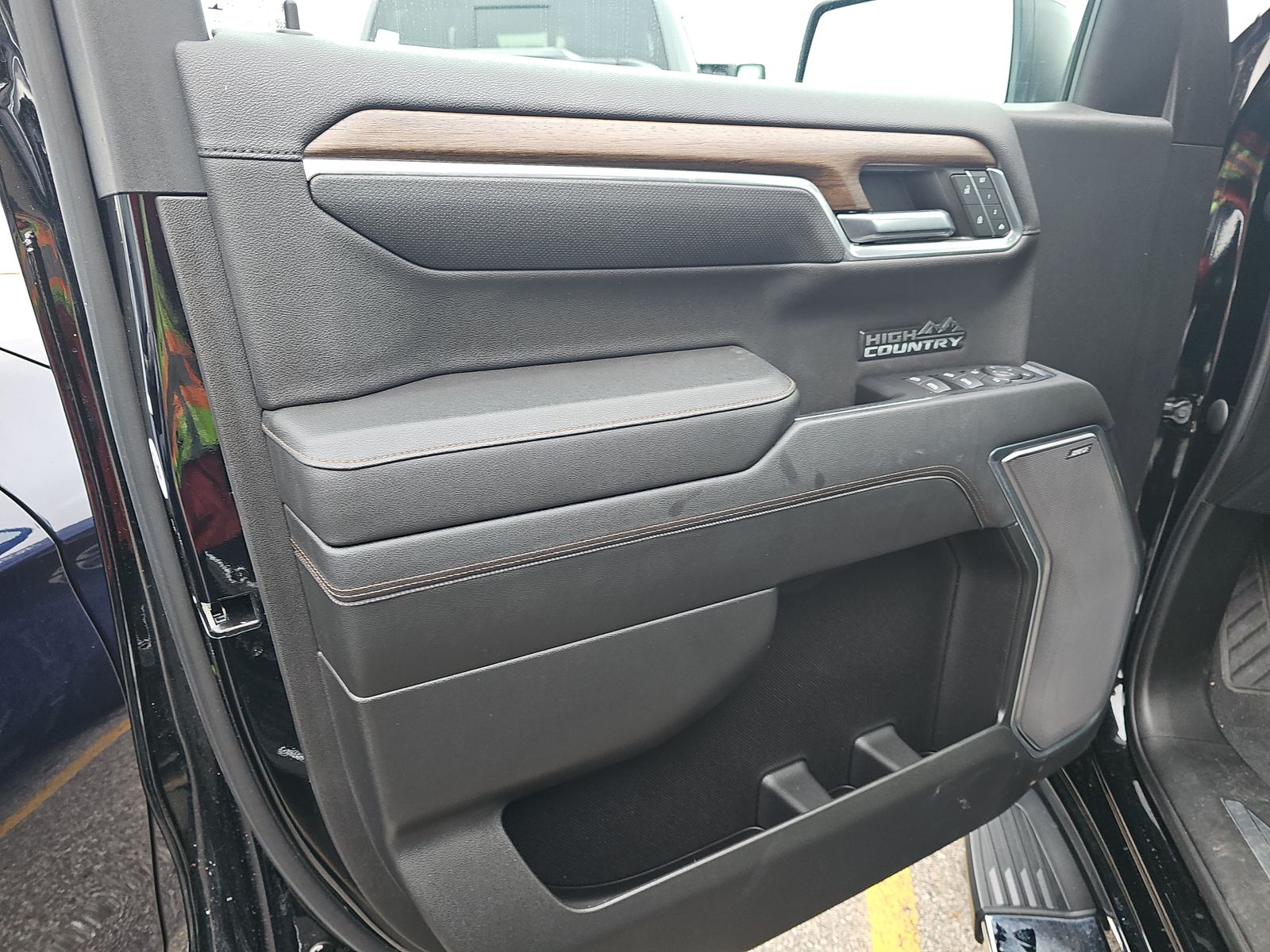 2022 Chevrolet Silverado 1500 High Country AWD