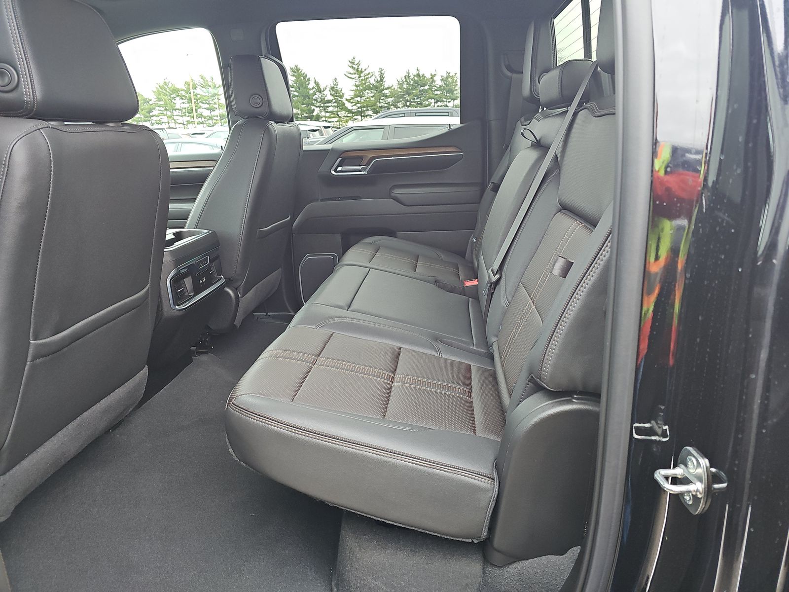 2022 Chevrolet Silverado 1500 High Country AWD