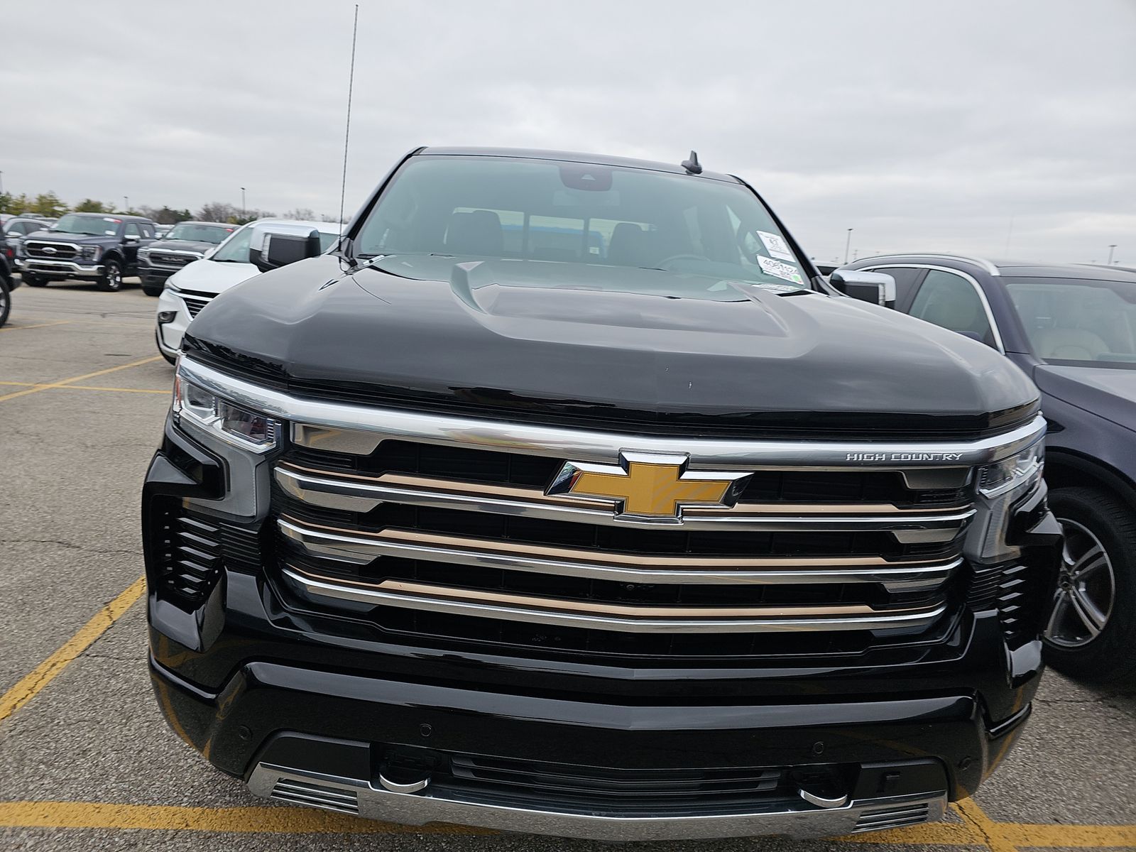 2022 Chevrolet Silverado 1500 High Country AWD