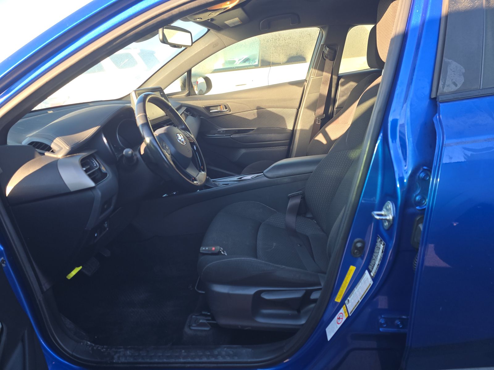 2019 Toyota C-HR XLE FWD