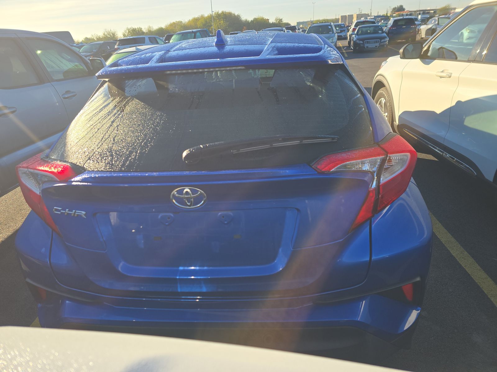 2019 Toyota C-HR XLE FWD