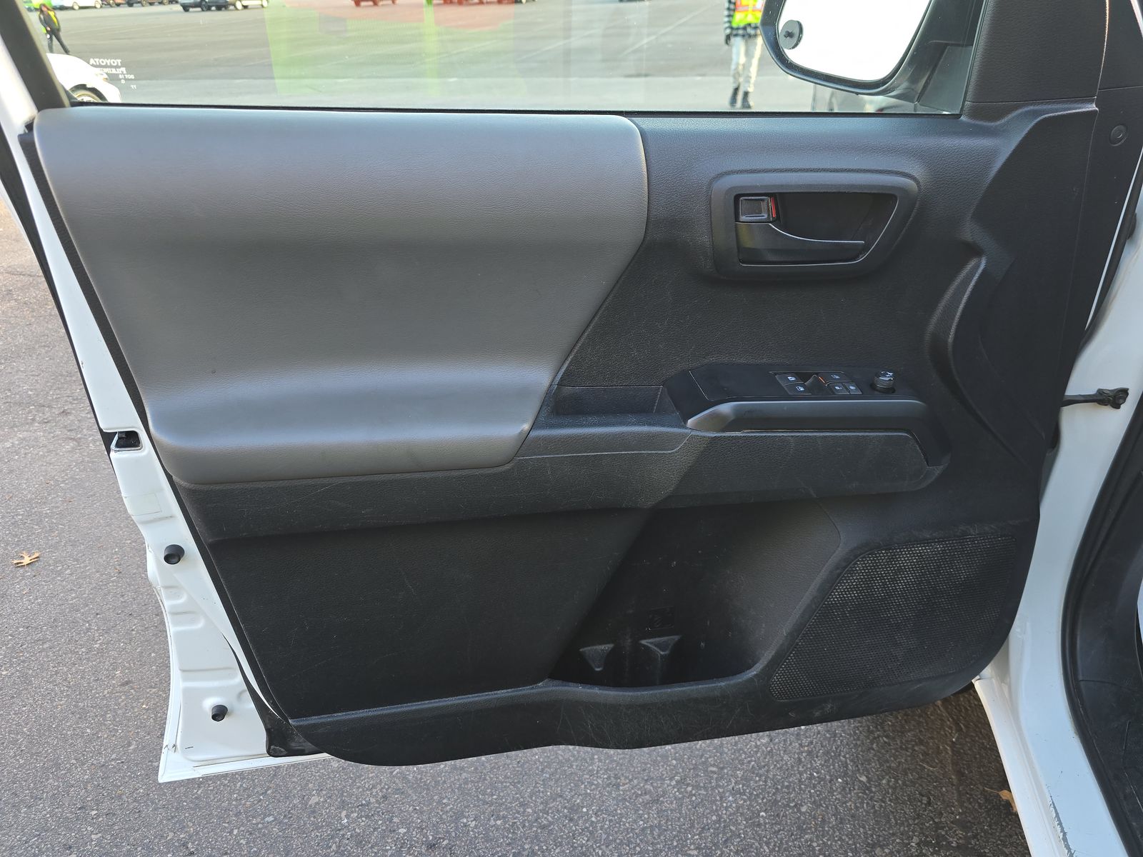 2022 Toyota Tacoma SR RWD