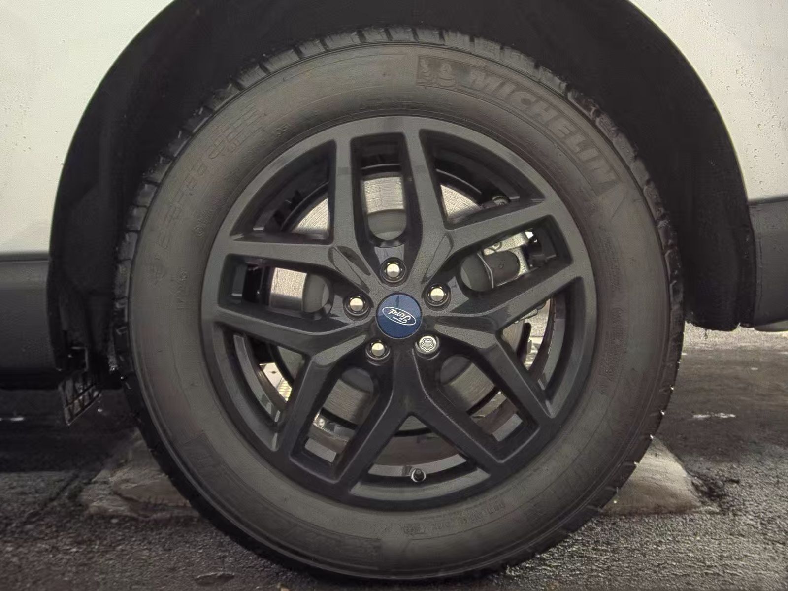 2022 Ford Edge SEL AWD