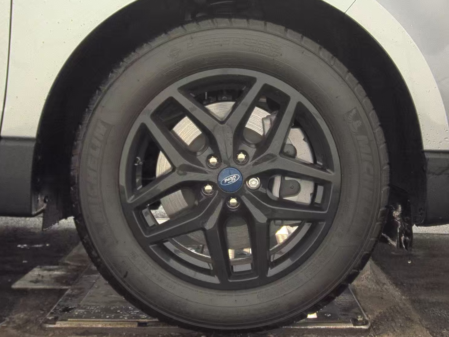 2022 Ford Edge SEL AWD