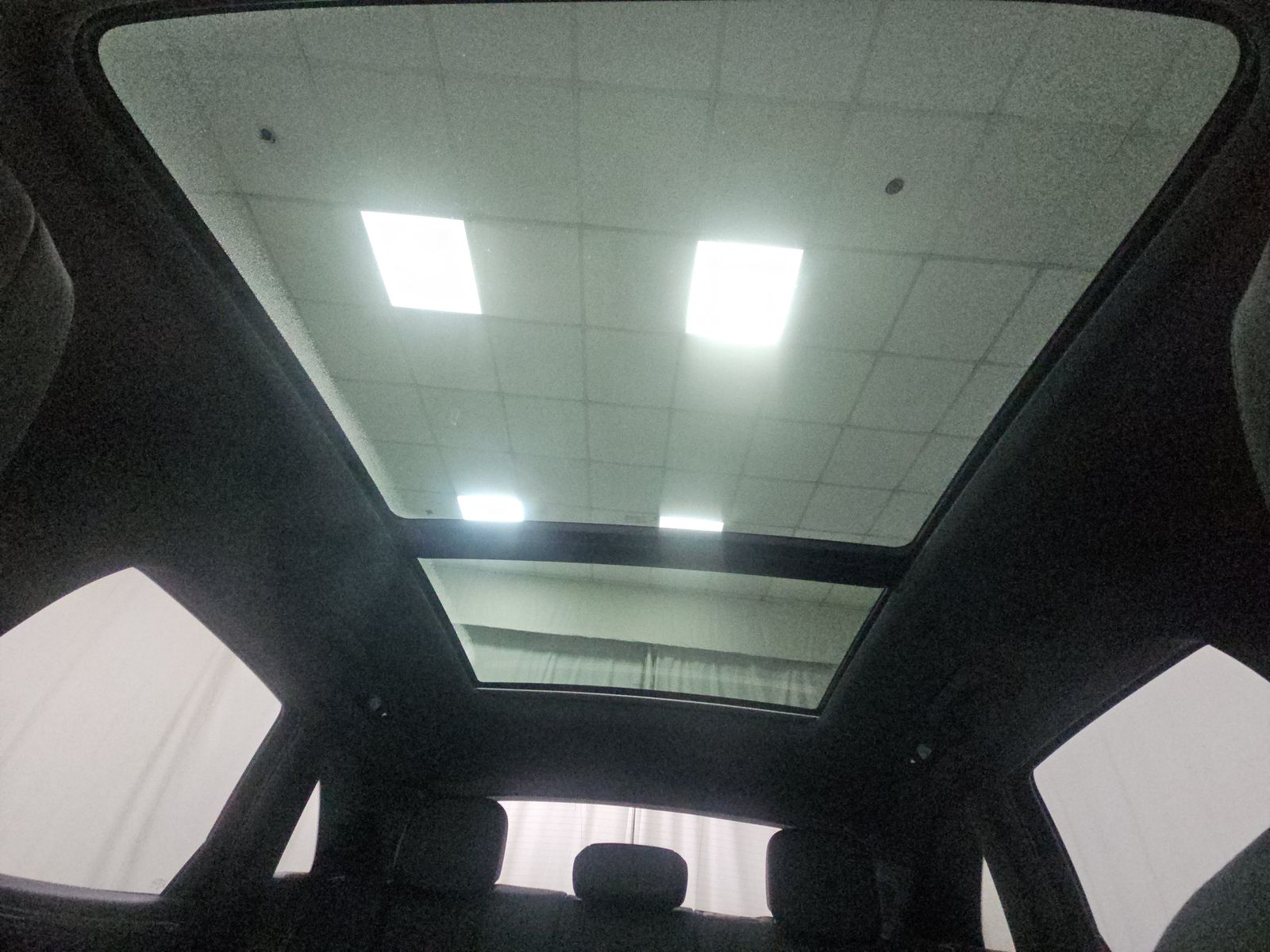 2022 Porsche Macan Base AWD