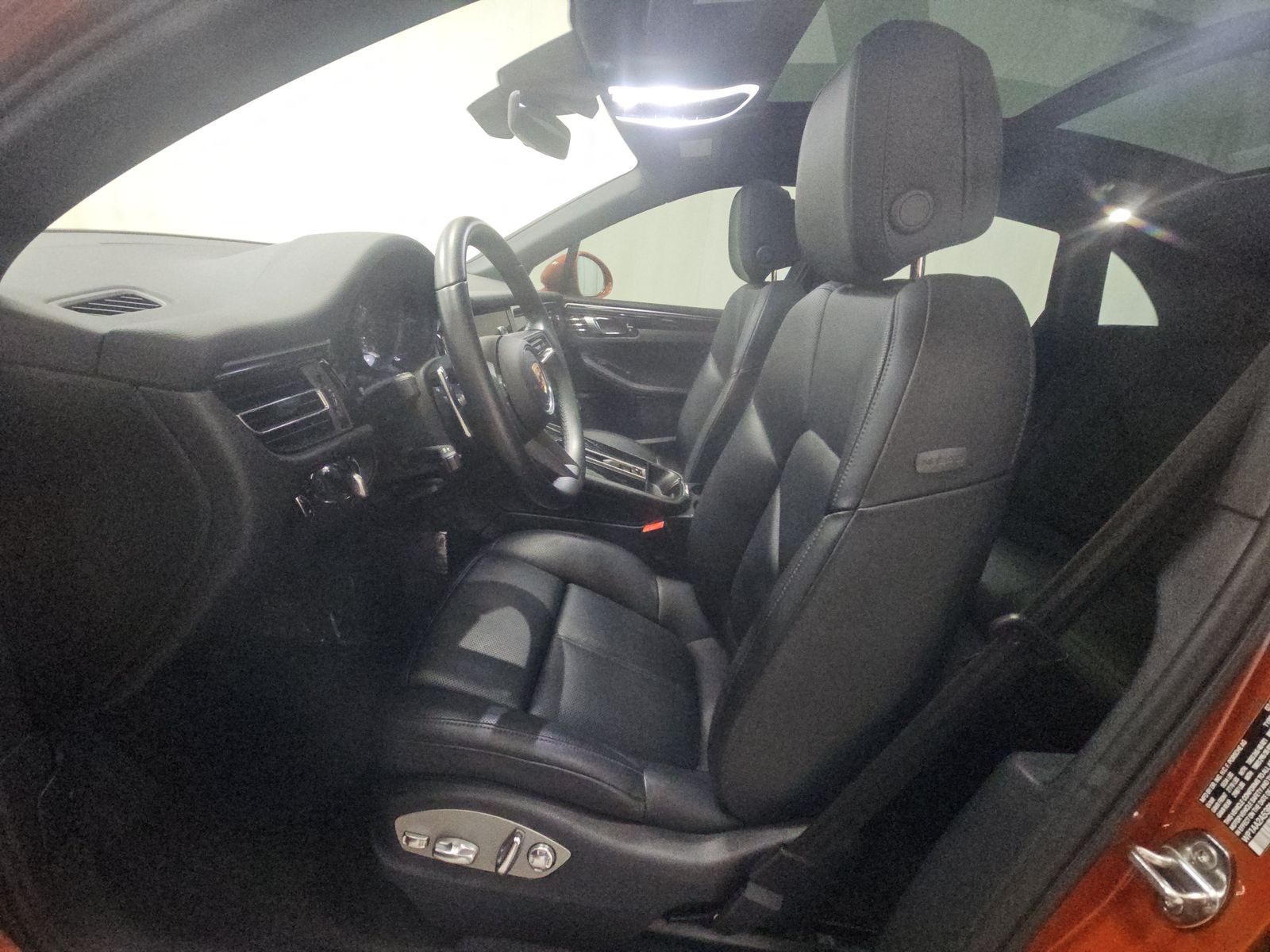 2024 Porsche Macan Base AWD