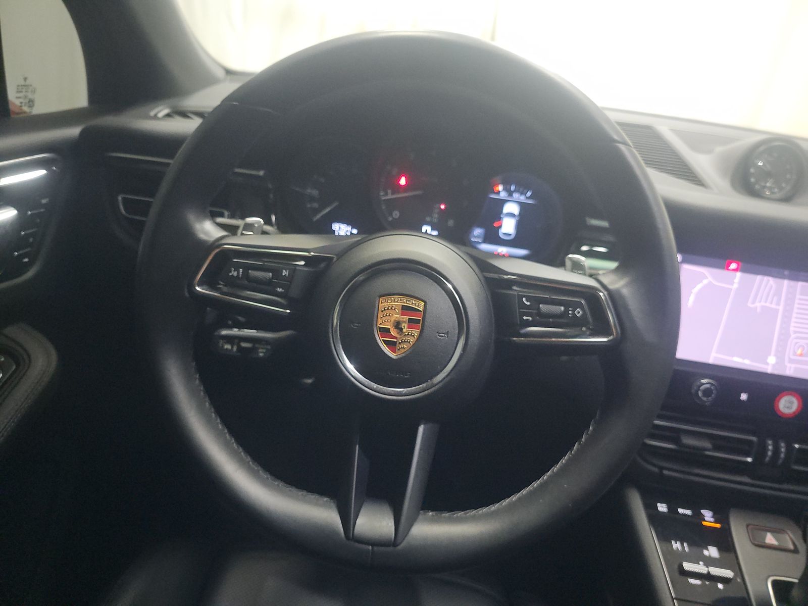 2024 Porsche Macan Base AWD