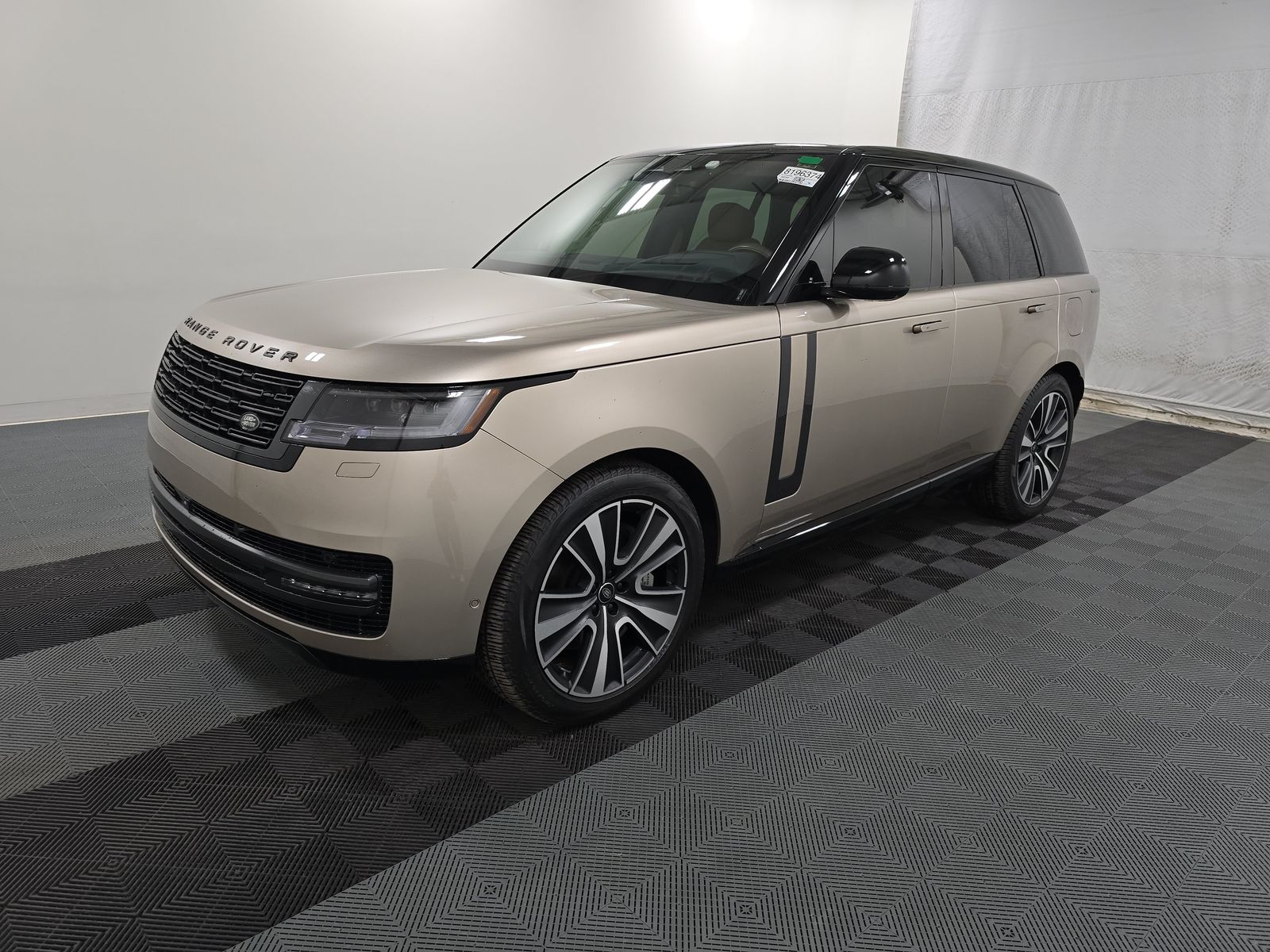 LAND ROVER RANGE ROVER - 1