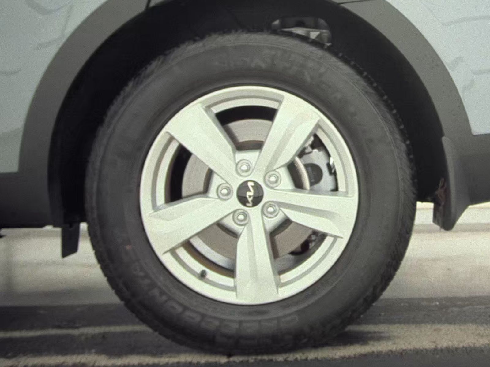 2025 Kia Sorento LX FWD