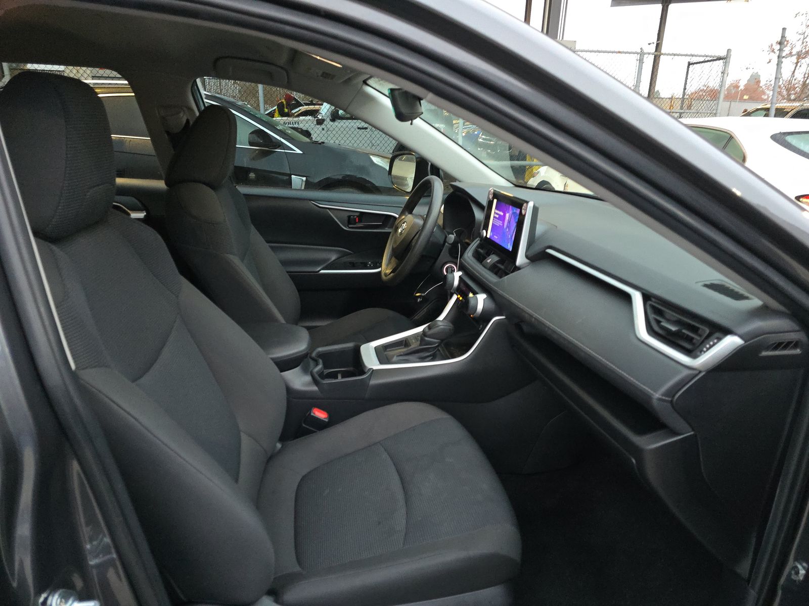 2024 Toyota RAV4 LE FWD