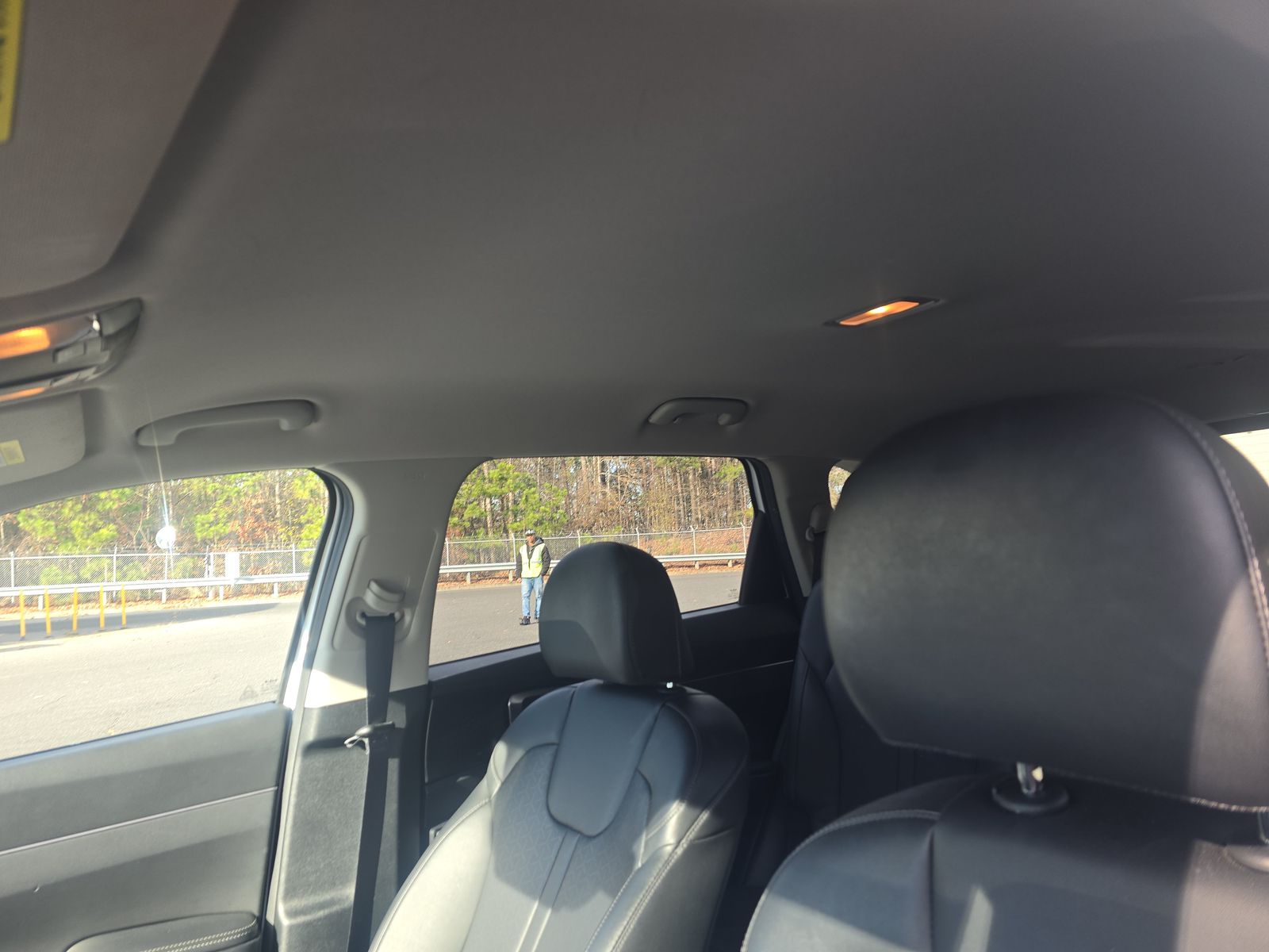 2023 Kia Sorento S FWD