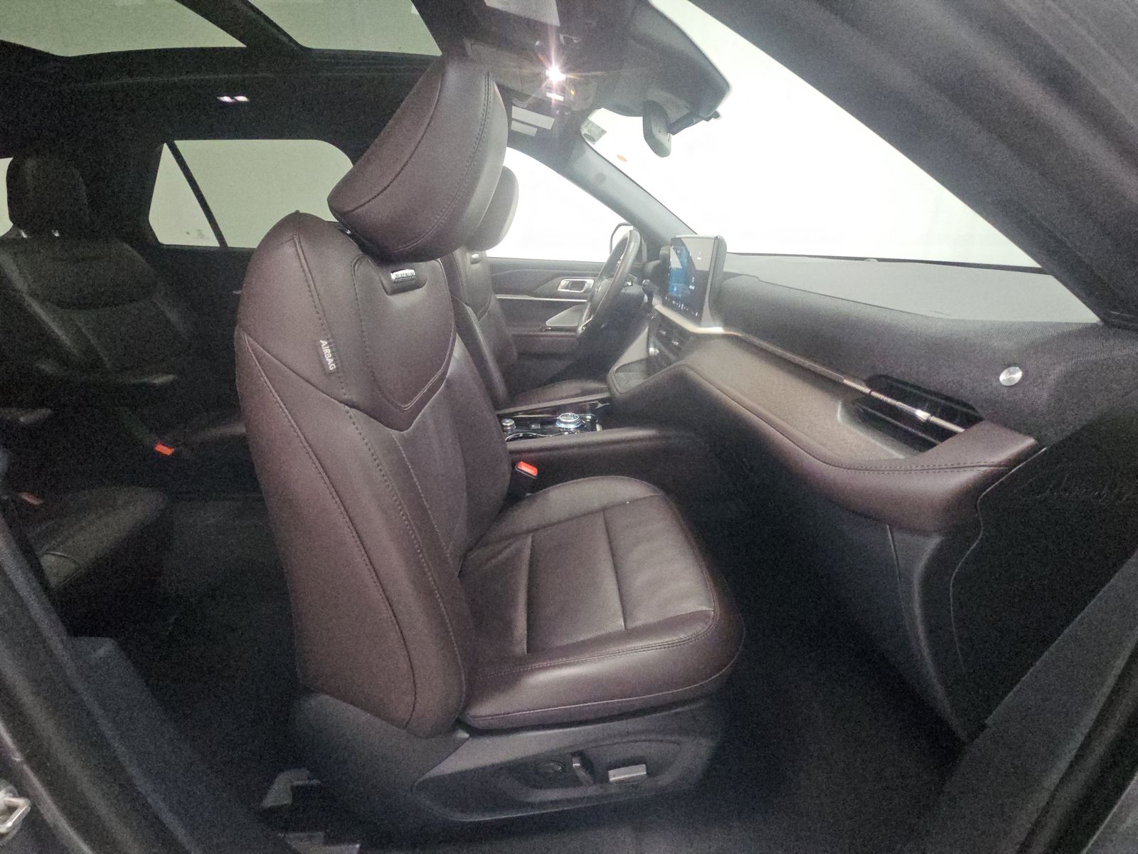 2025 Ford Explorer Platinum RWD