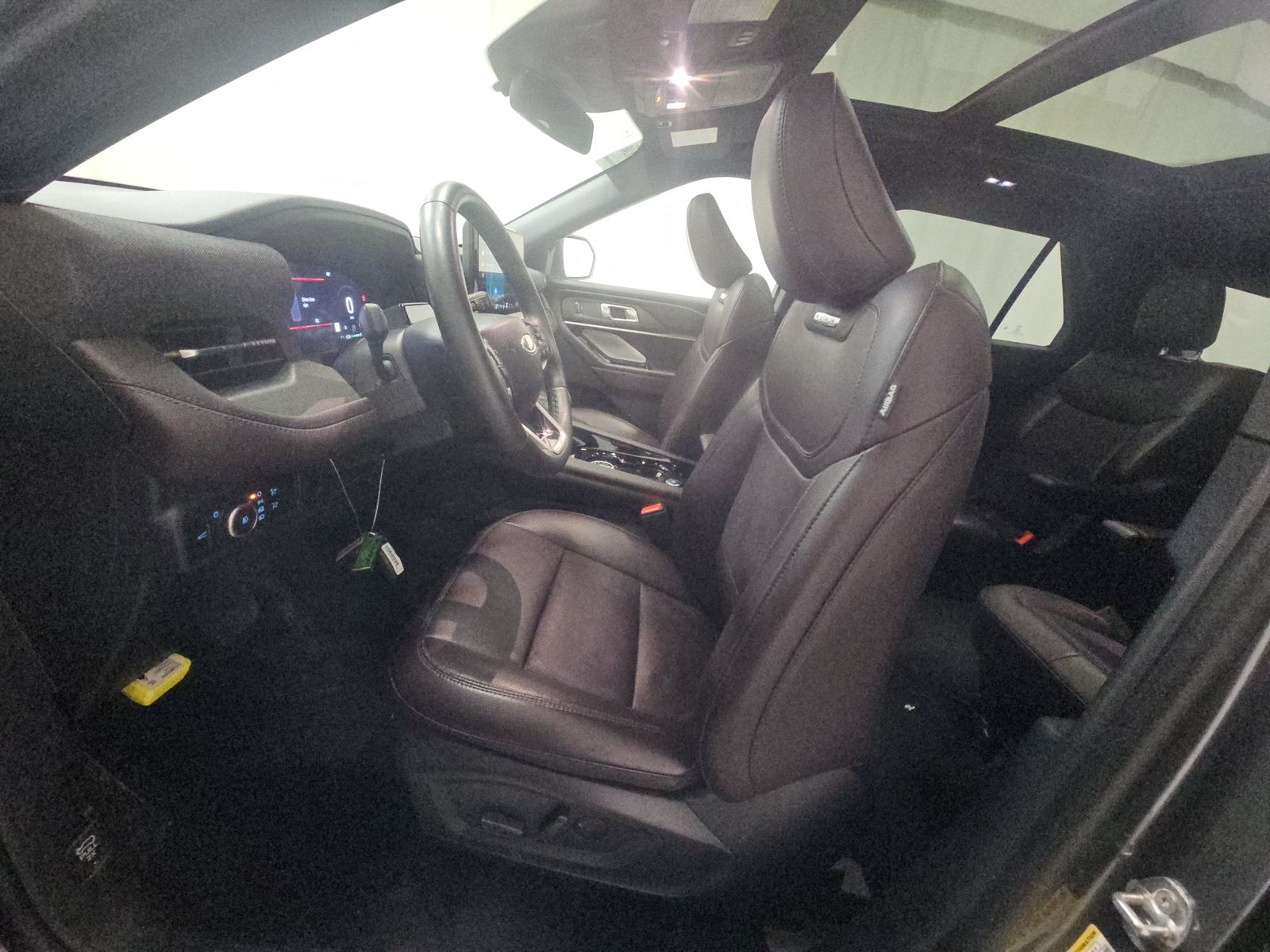 2025 Ford Explorer Platinum RWD