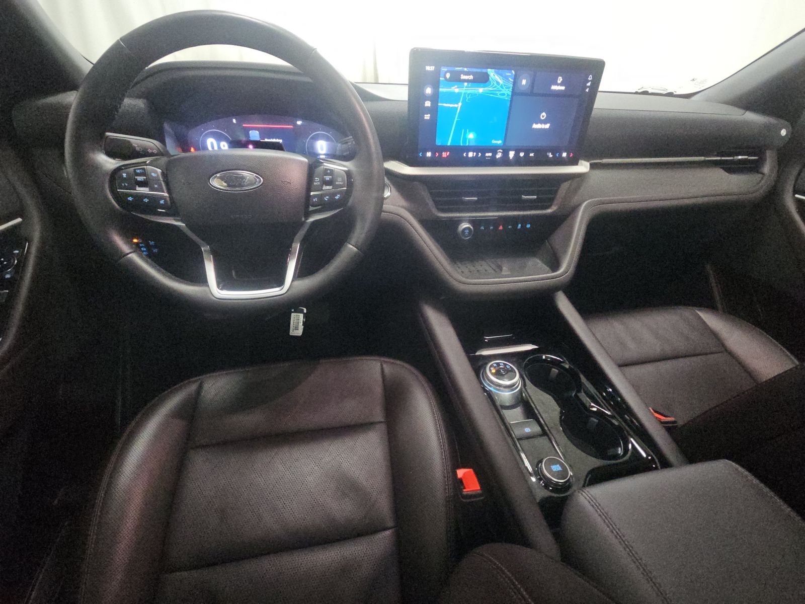 2025 Ford Explorer Platinum RWD