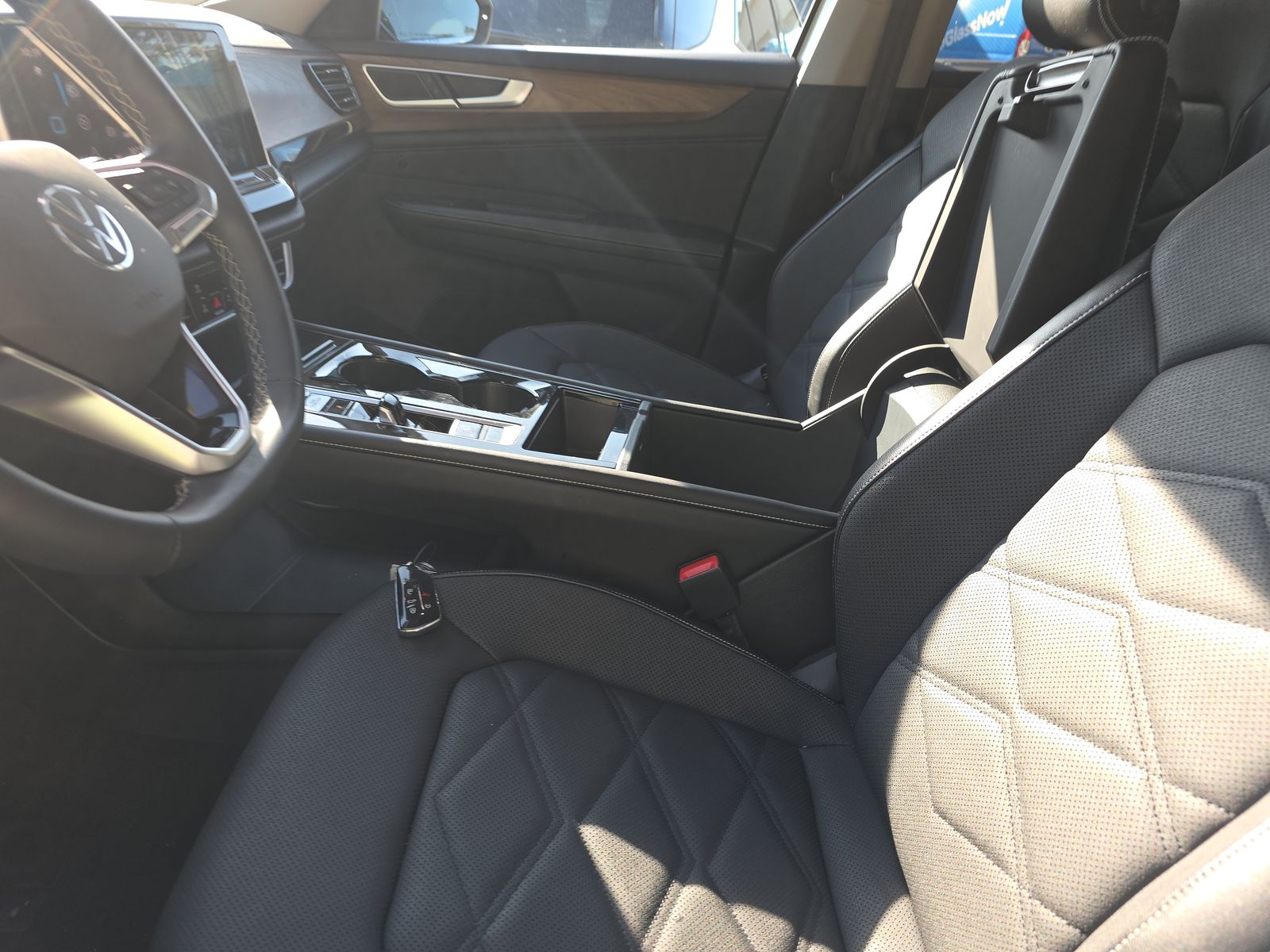 2024 Volkswagen Atlas 2.0T SE AWD