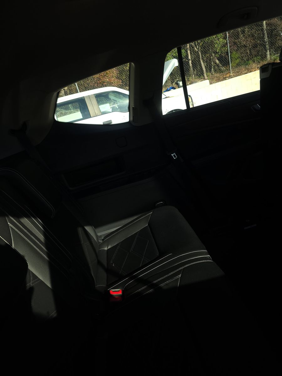 2024 Volkswagen Atlas 2.0T SE AWD