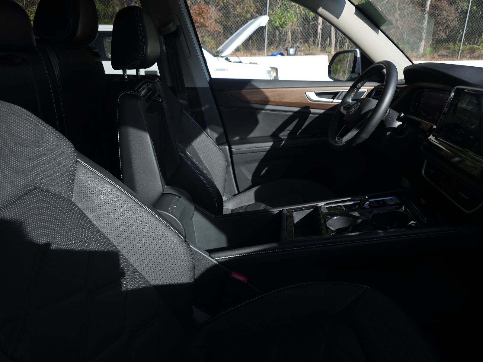 2024 Volkswagen Atlas 2.0T SE AWD