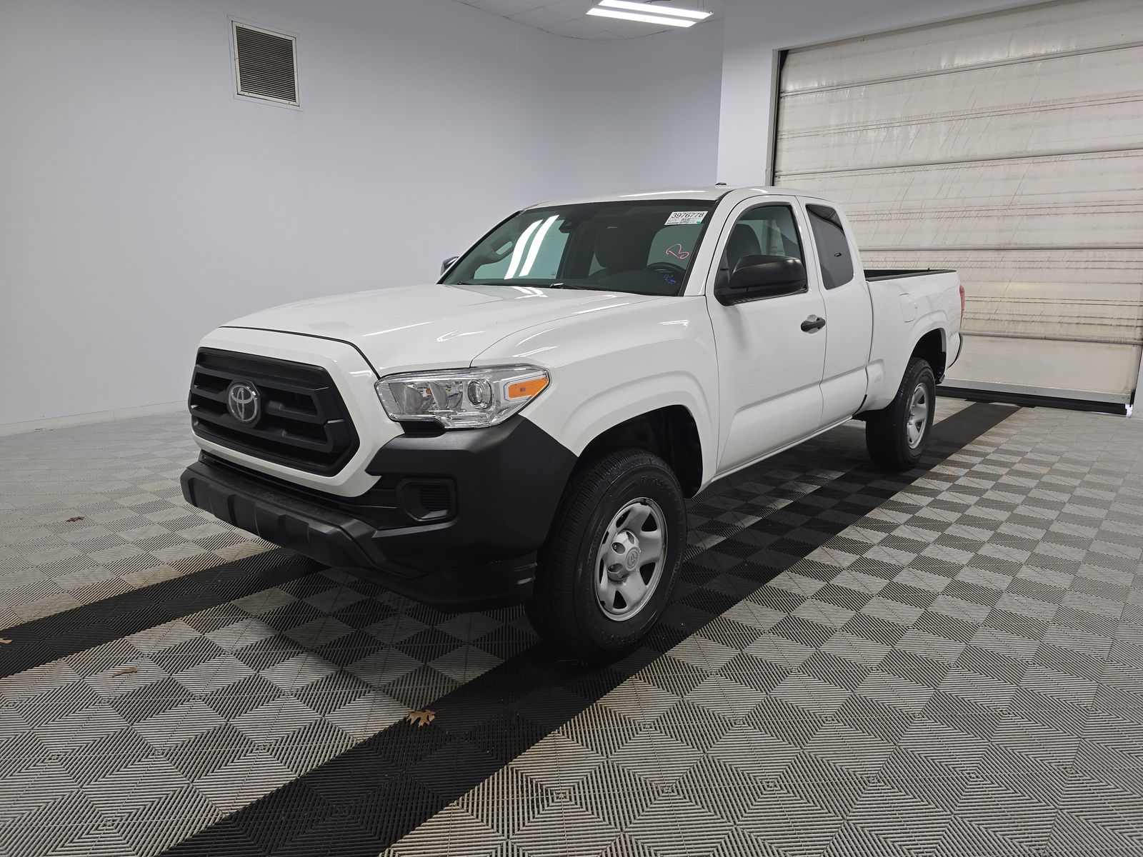 2022 Toyota Tacoma SR RWD