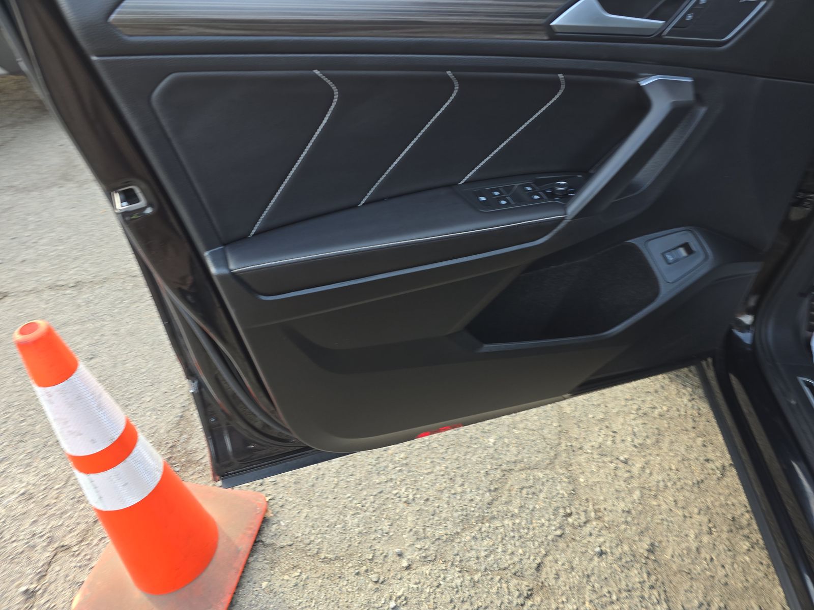 2023 Volkswagen Tiguan 2.0T SEL R-Line AWD