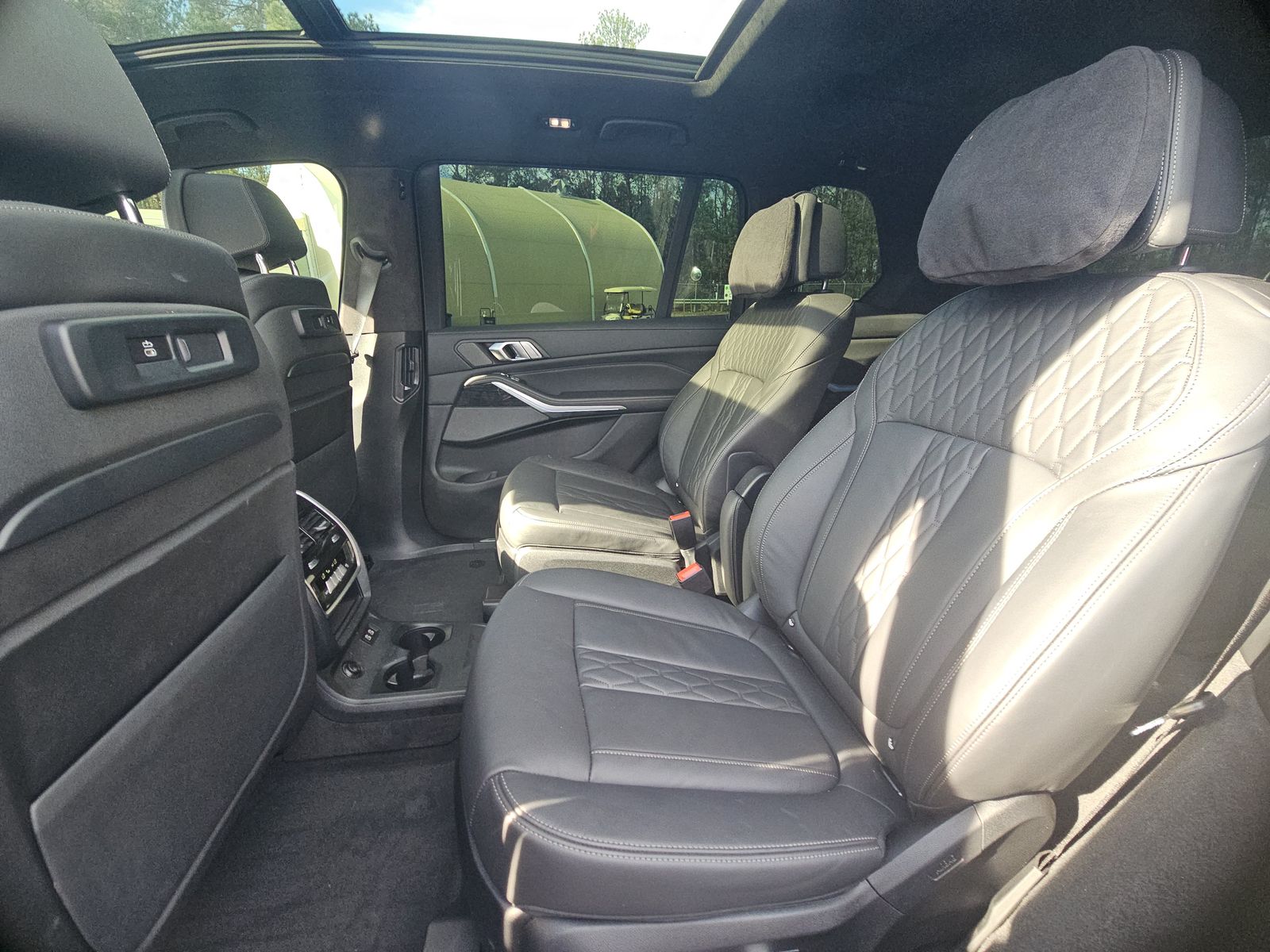 2022 BMW X7 xDrive40i AWD