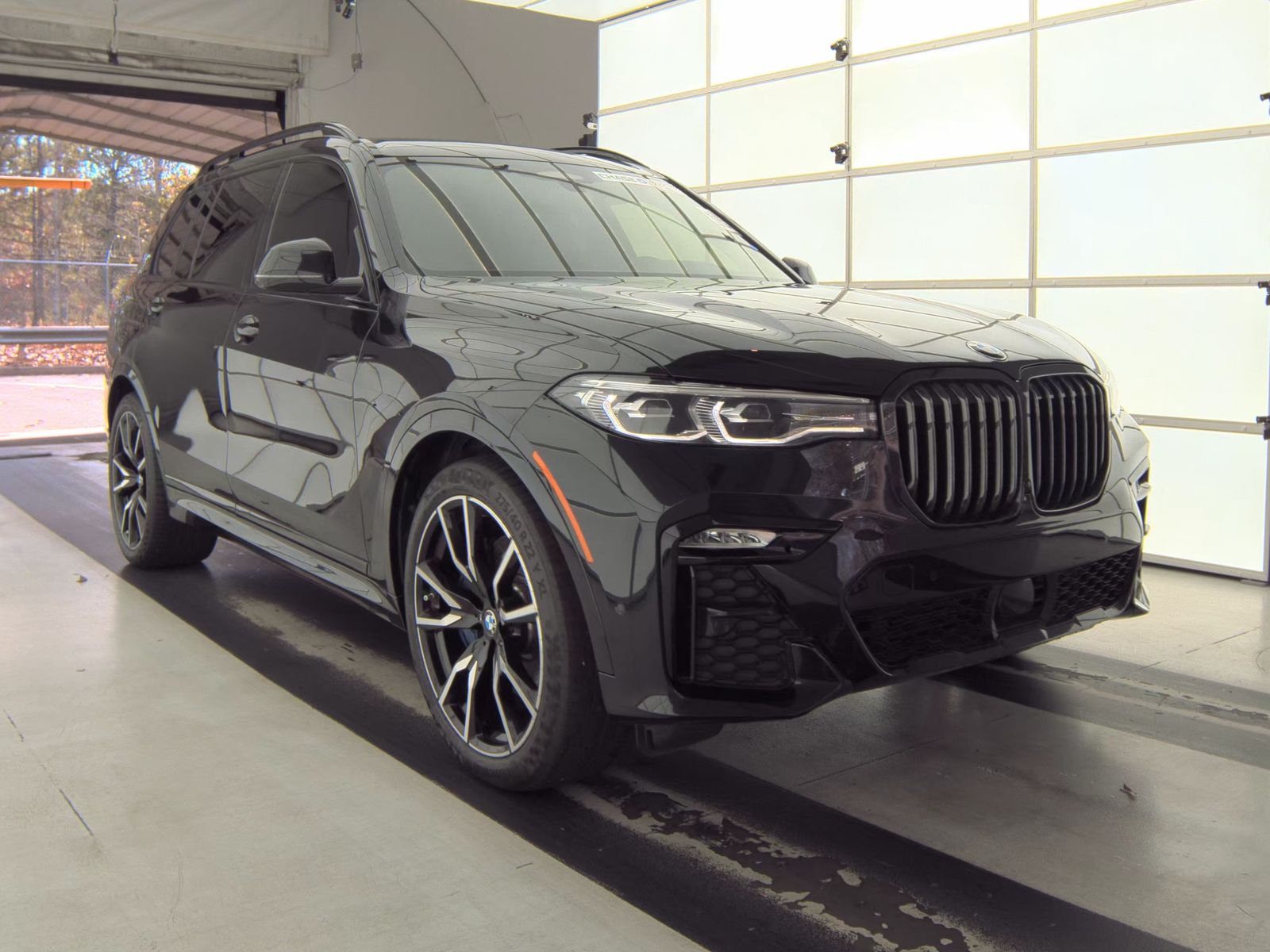 2022 BMW X7 xDrive40i AWD