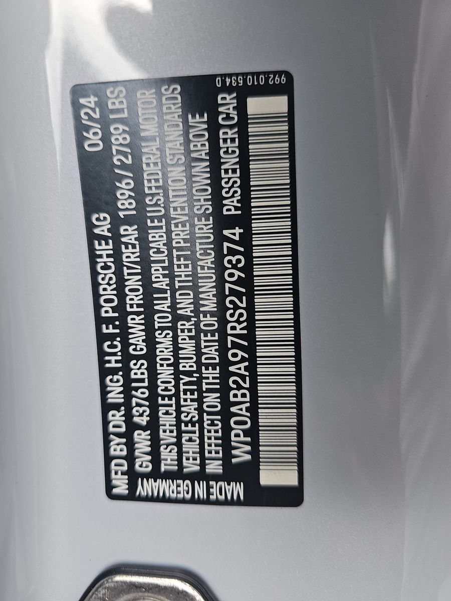 2024 Porsche 911 Carrera S RWD