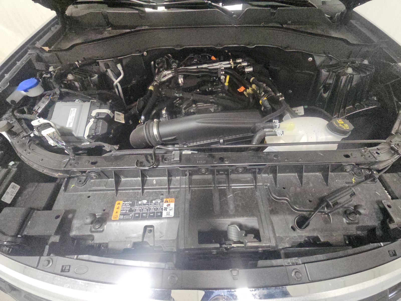 2025 Ford Explorer Active RWD