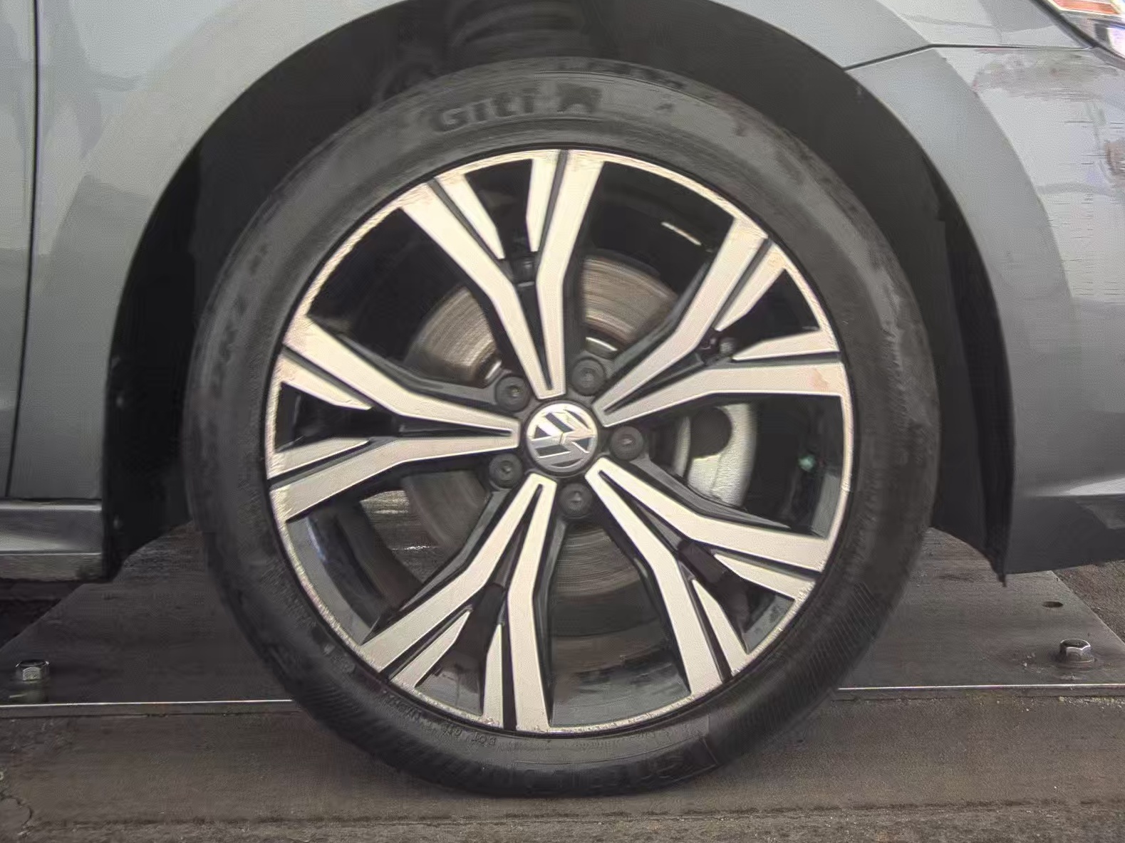 2021 Volkswagen Passat 2.0T SE FWD