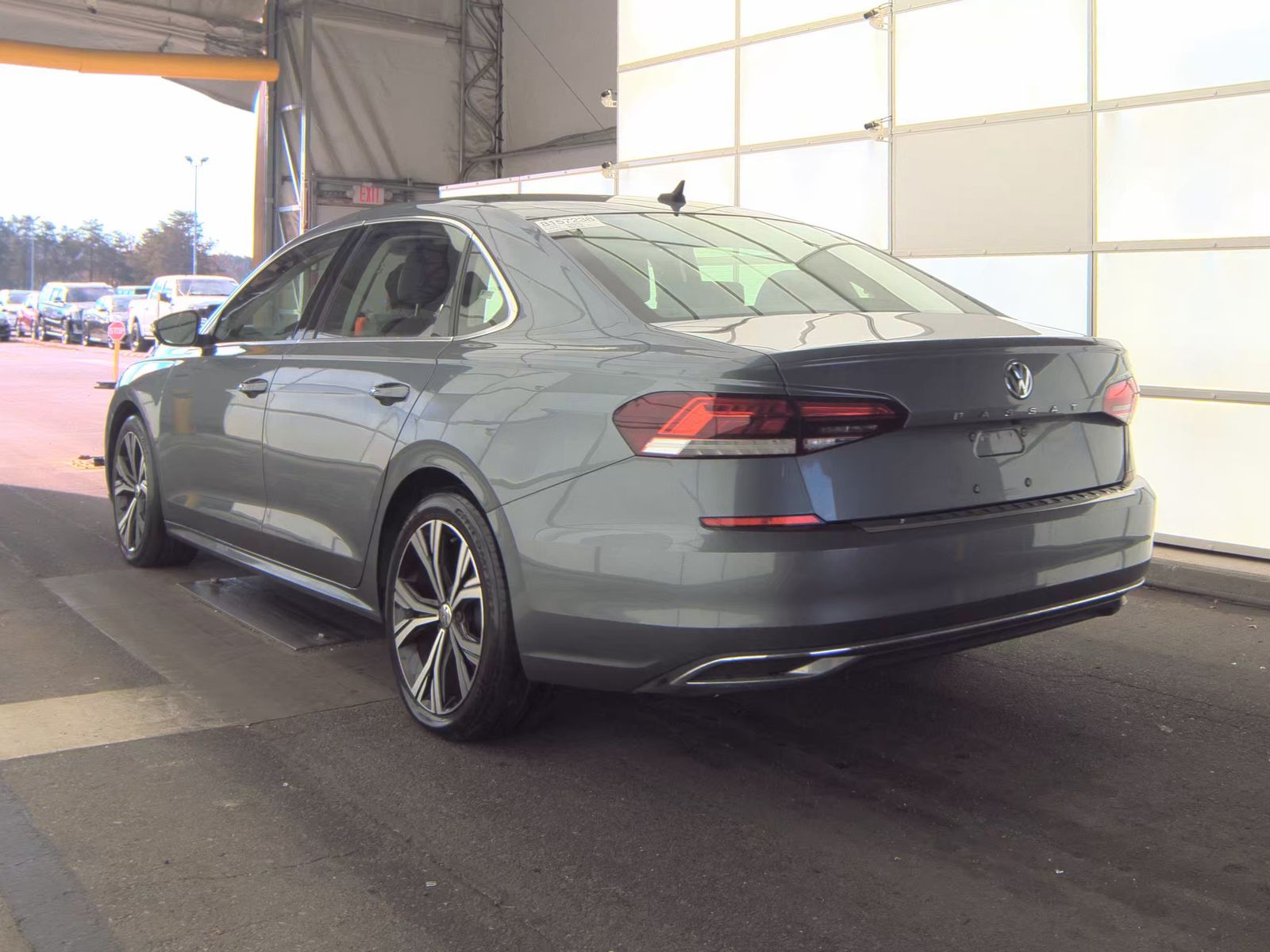 2021 Volkswagen Passat 2.0T SE FWD