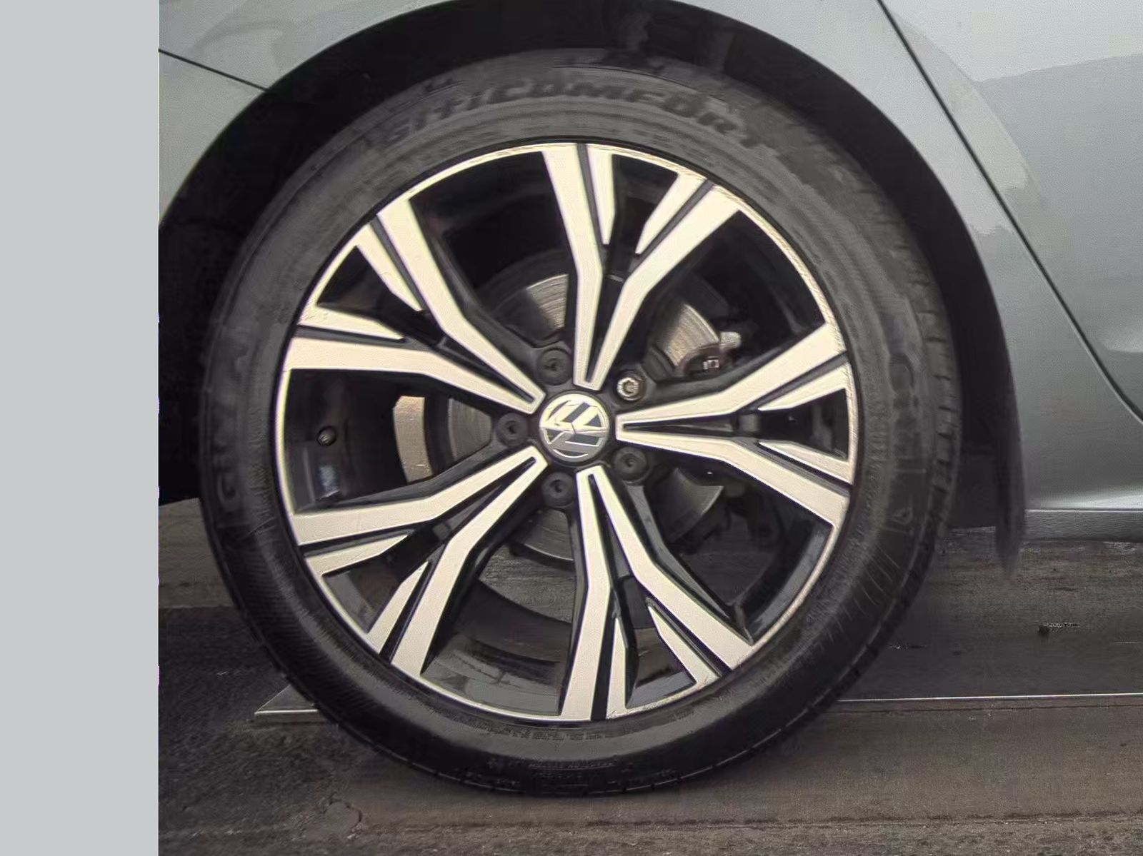 2021 Volkswagen Passat 2.0T SE FWD