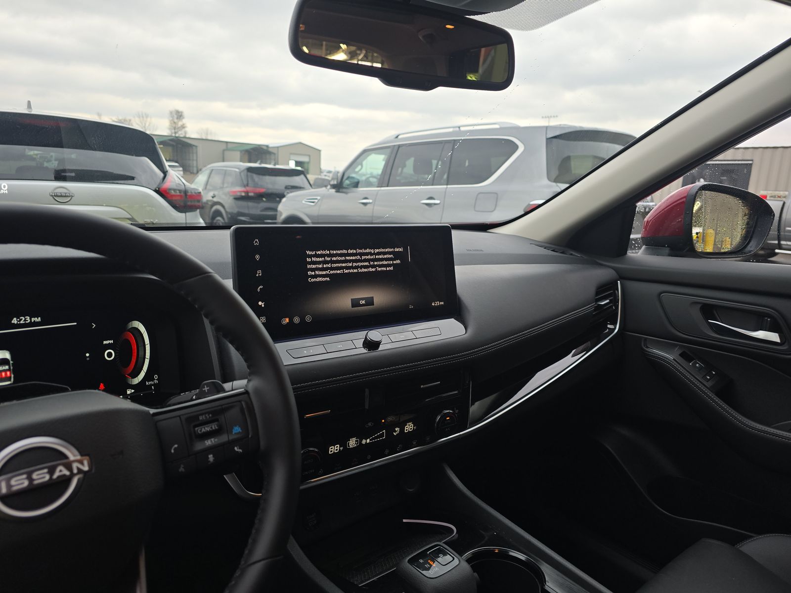 2025 Nissan Rogue SL FWD