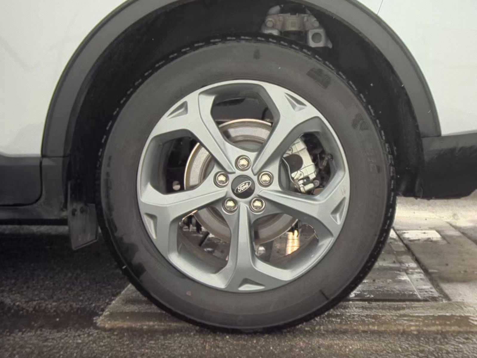 2025 Ford Escape ST-Line FWD