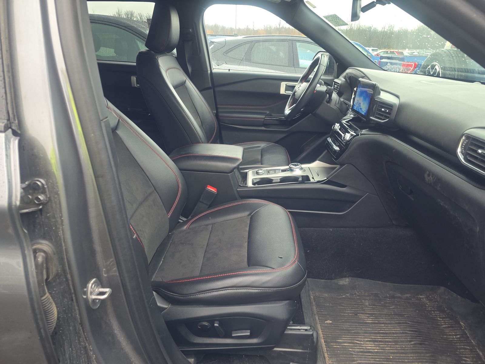 2023 Ford Explorer ST-Line AWD