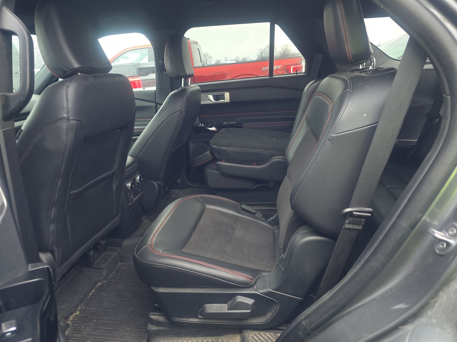 2023 Ford Explorer ST-Line AWD