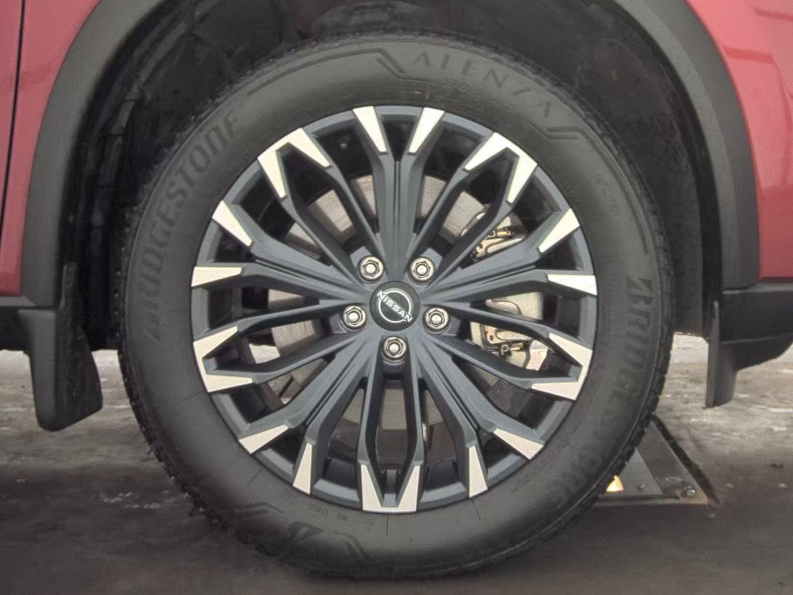 2025 Nissan Rogue SL FWD