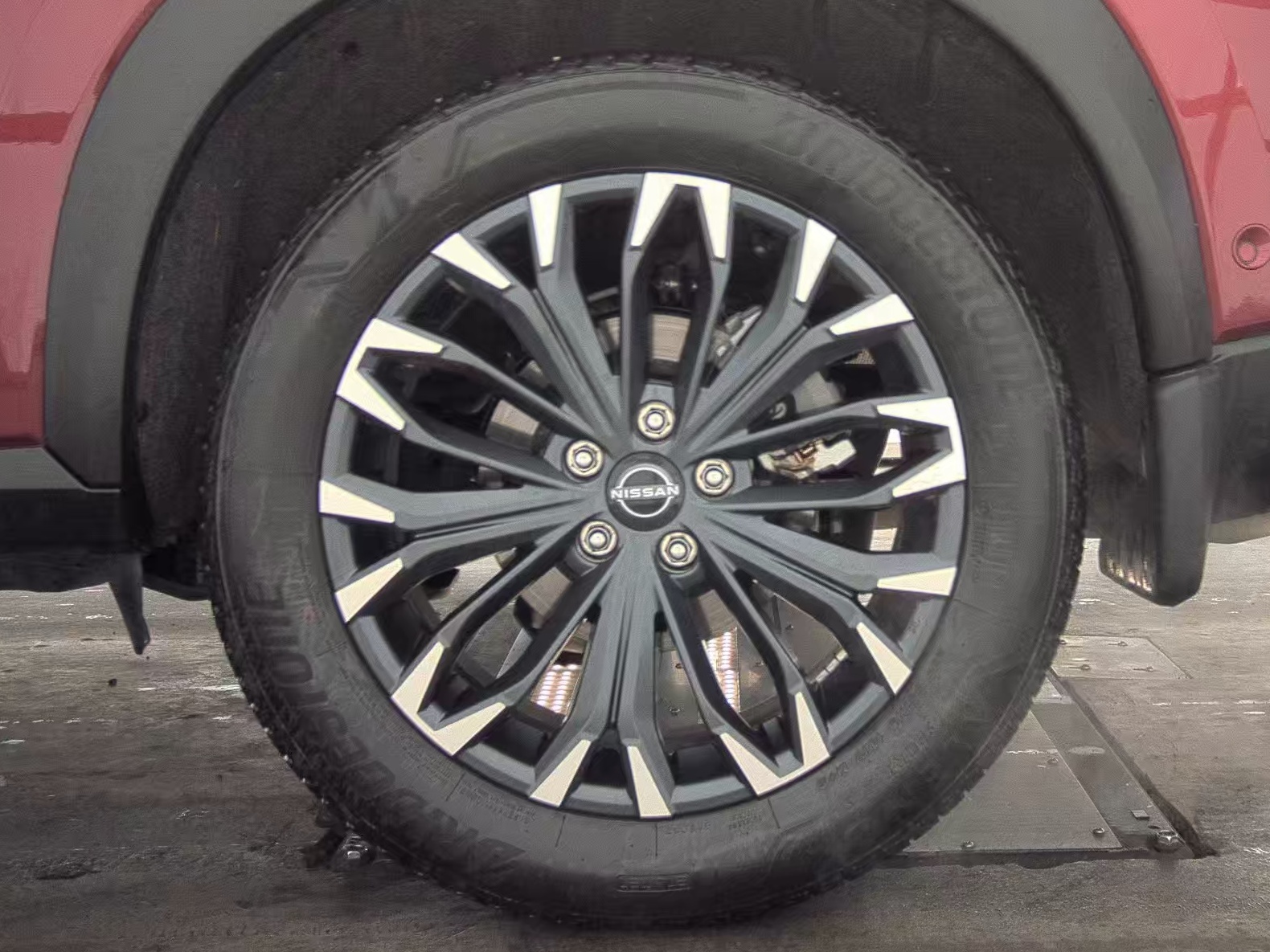 2025 Nissan Rogue SL FWD
