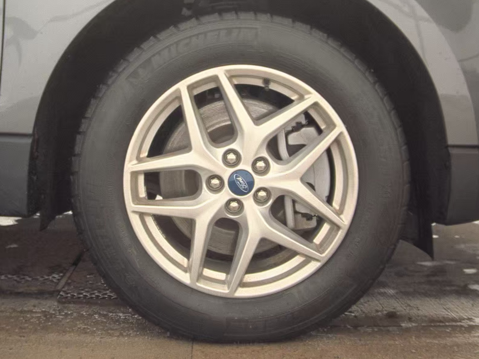 2022 Ford Edge SEL AWD