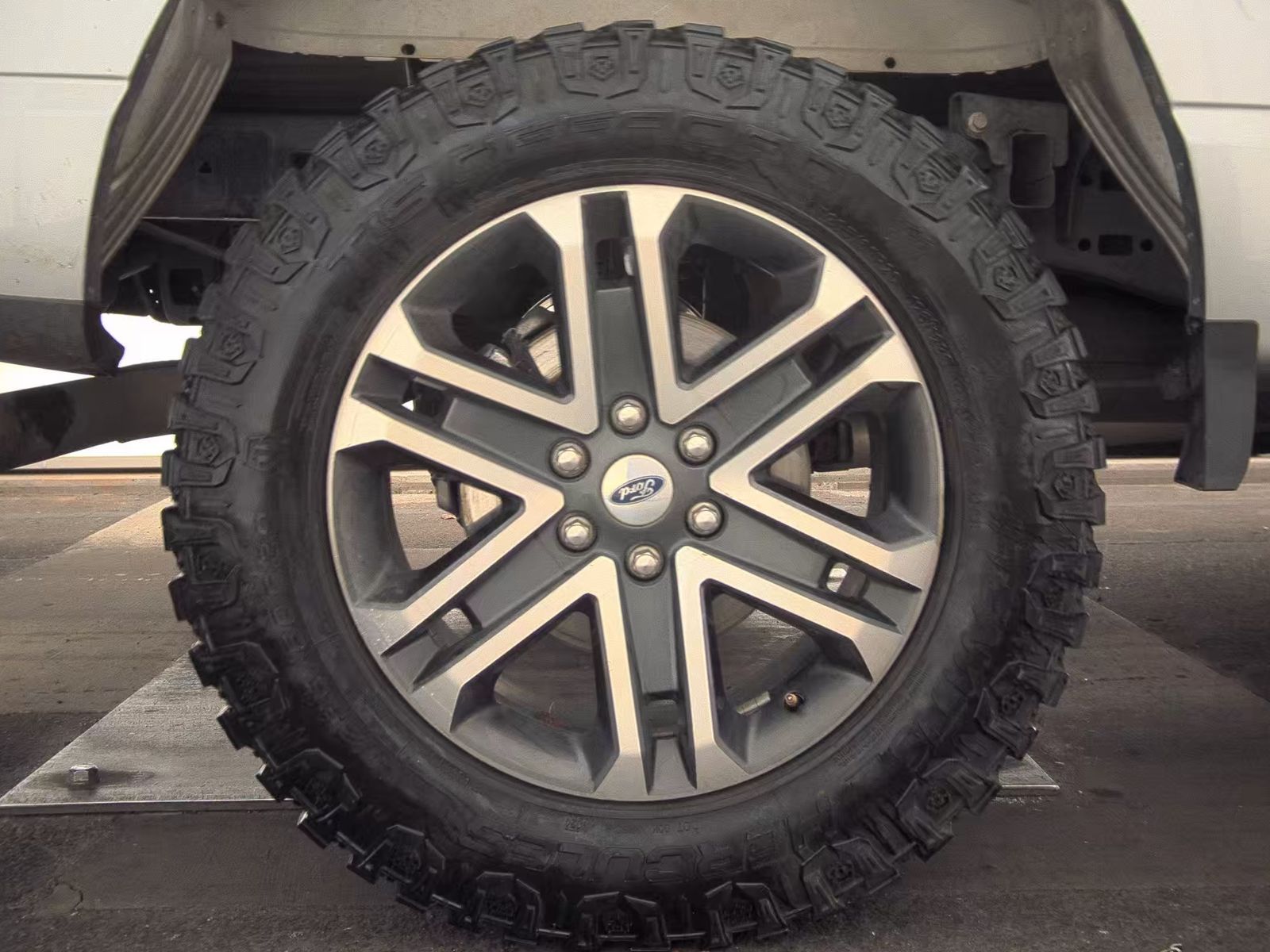 2023 Ford F-150 XL AWD