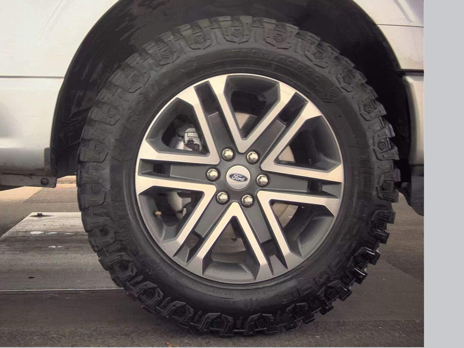 2023 Ford F-150 XL AWD