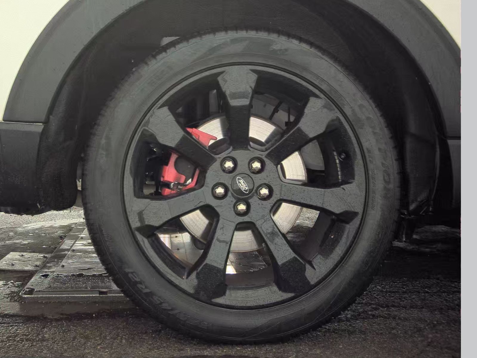 2022 Ford Explorer ST FWD