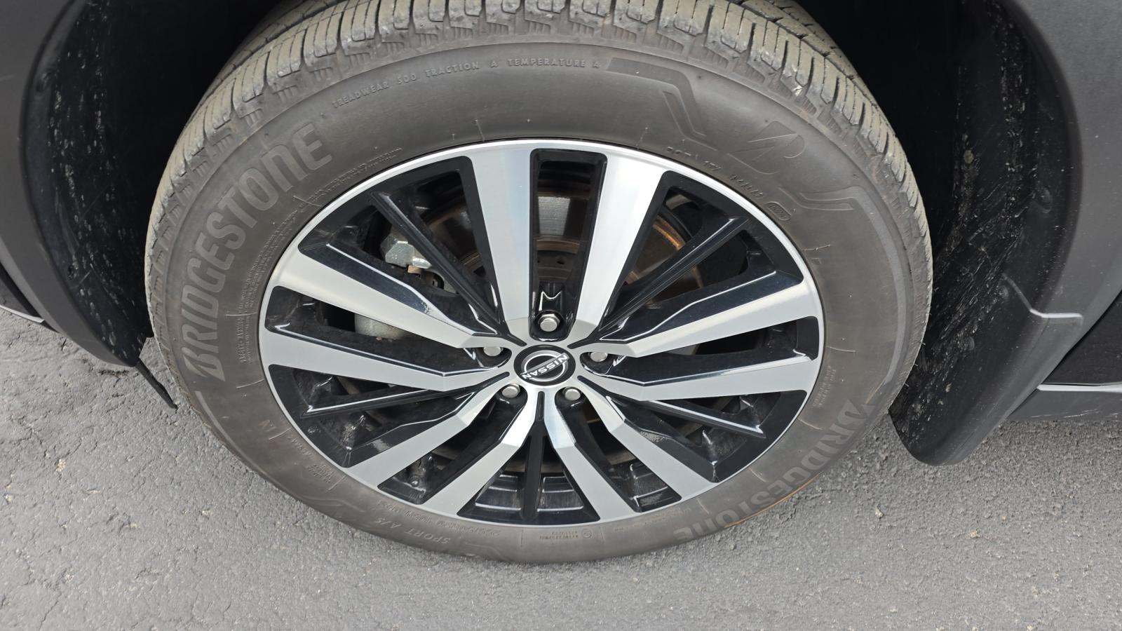 2024 Nissan Pathfinder Platinum AWD