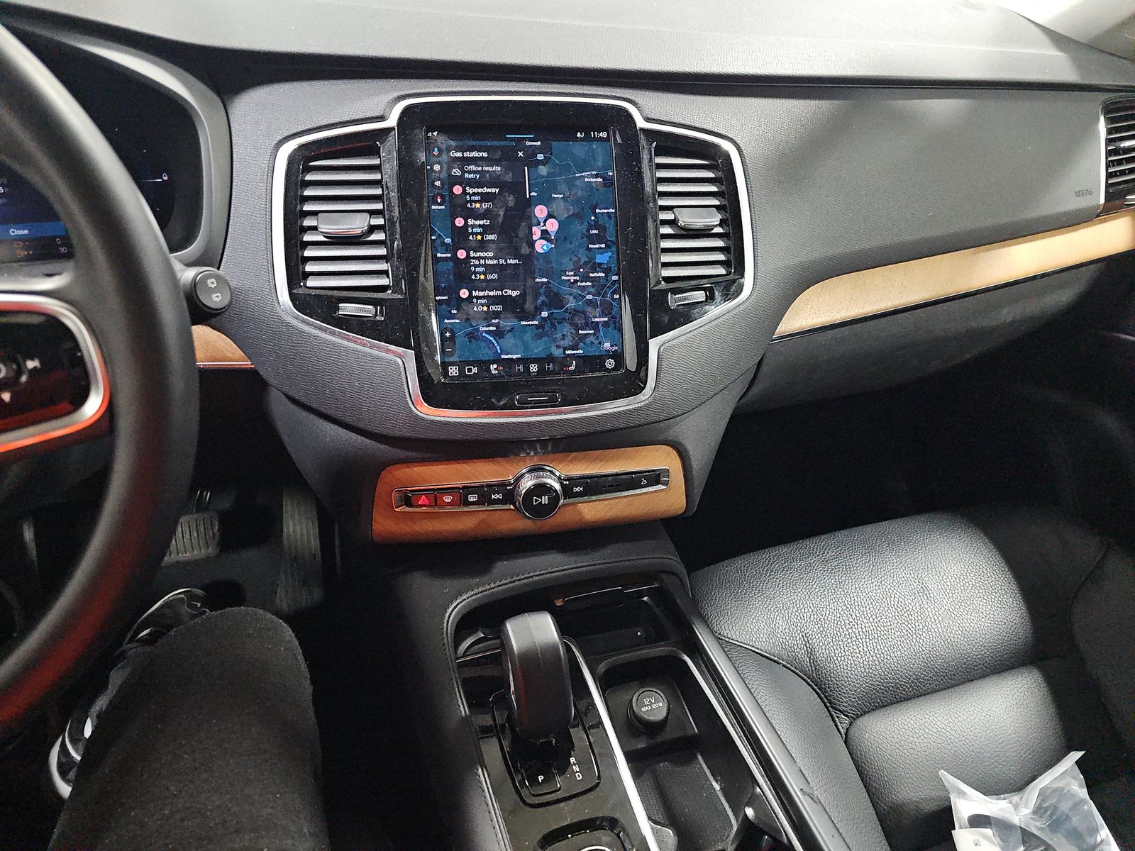 2025 Volvo XC90 Plug-In Hybrid T8 Plus AWD