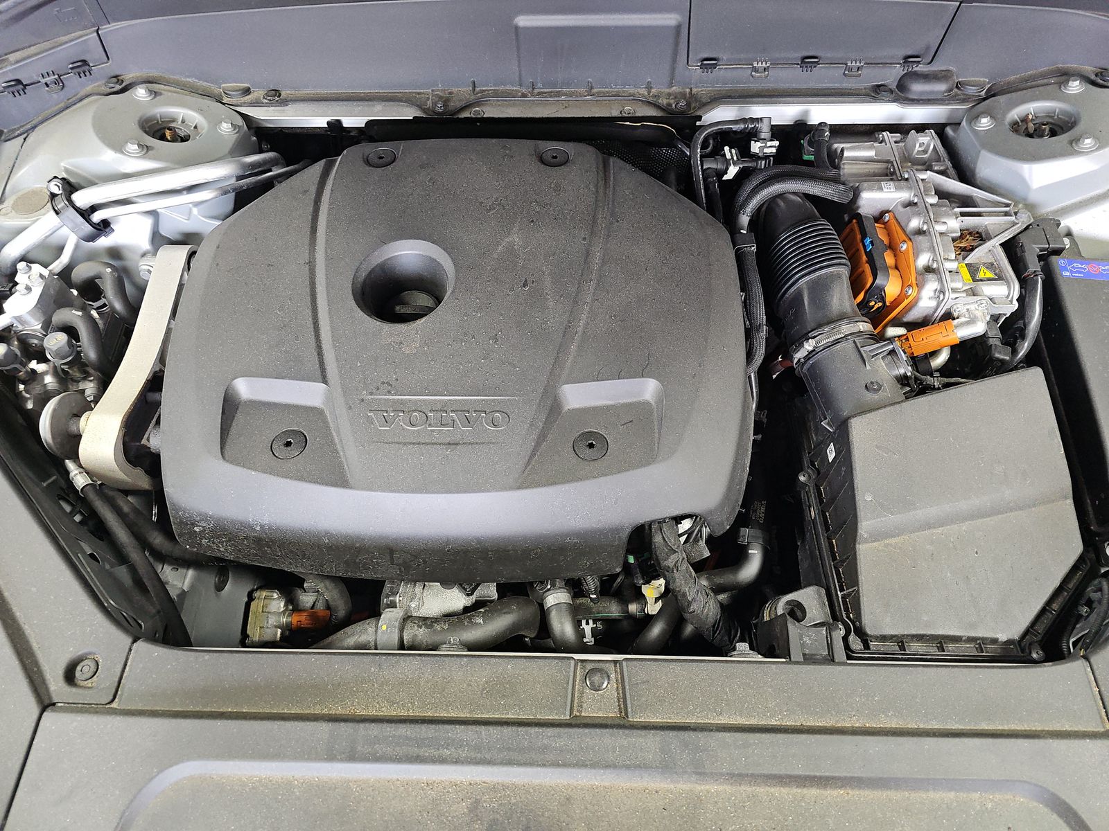 2025 Volvo XC90 Plug-In Hybrid T8 Plus AWD
