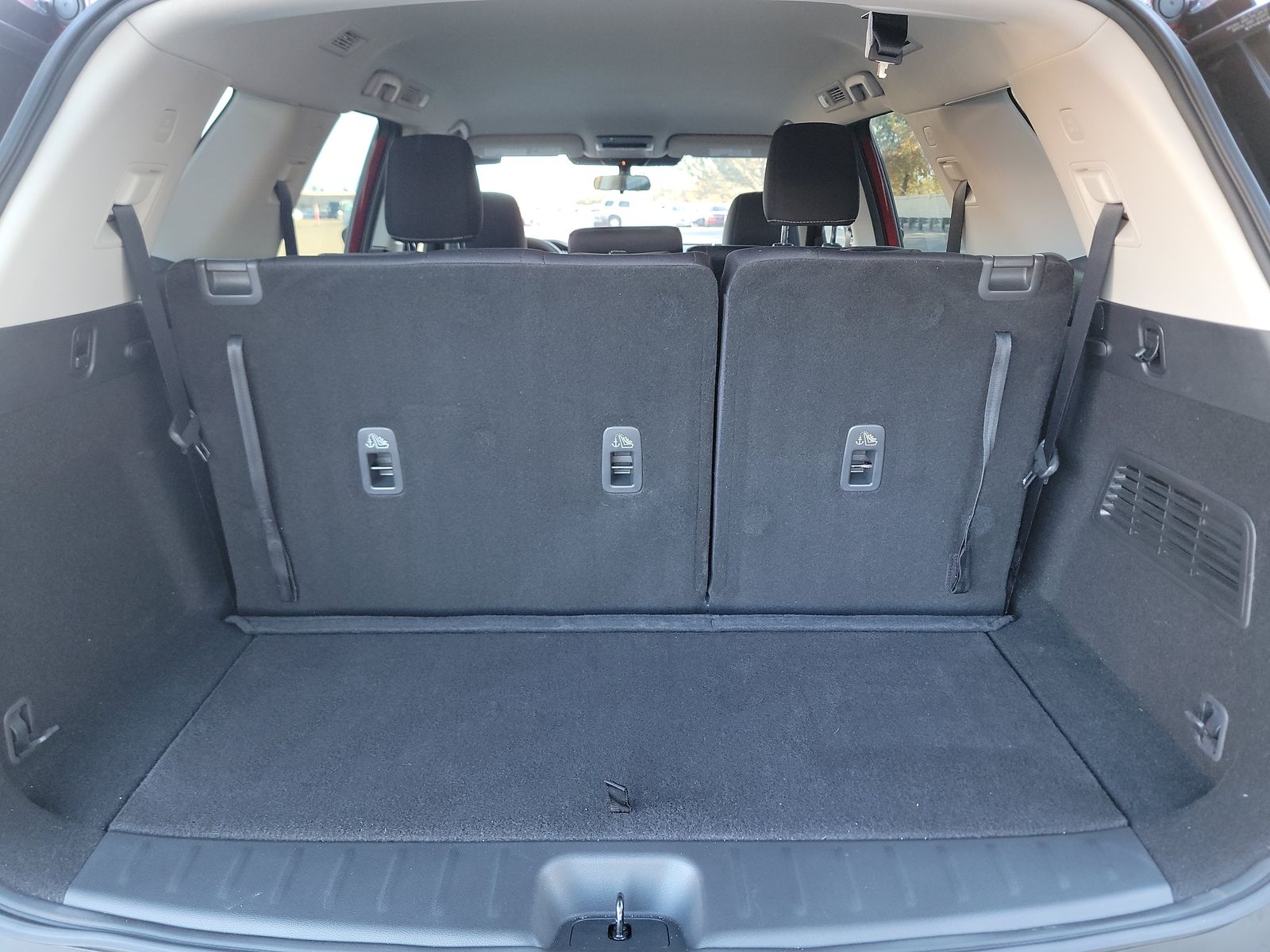 2024 Nissan Pathfinder SV FWD