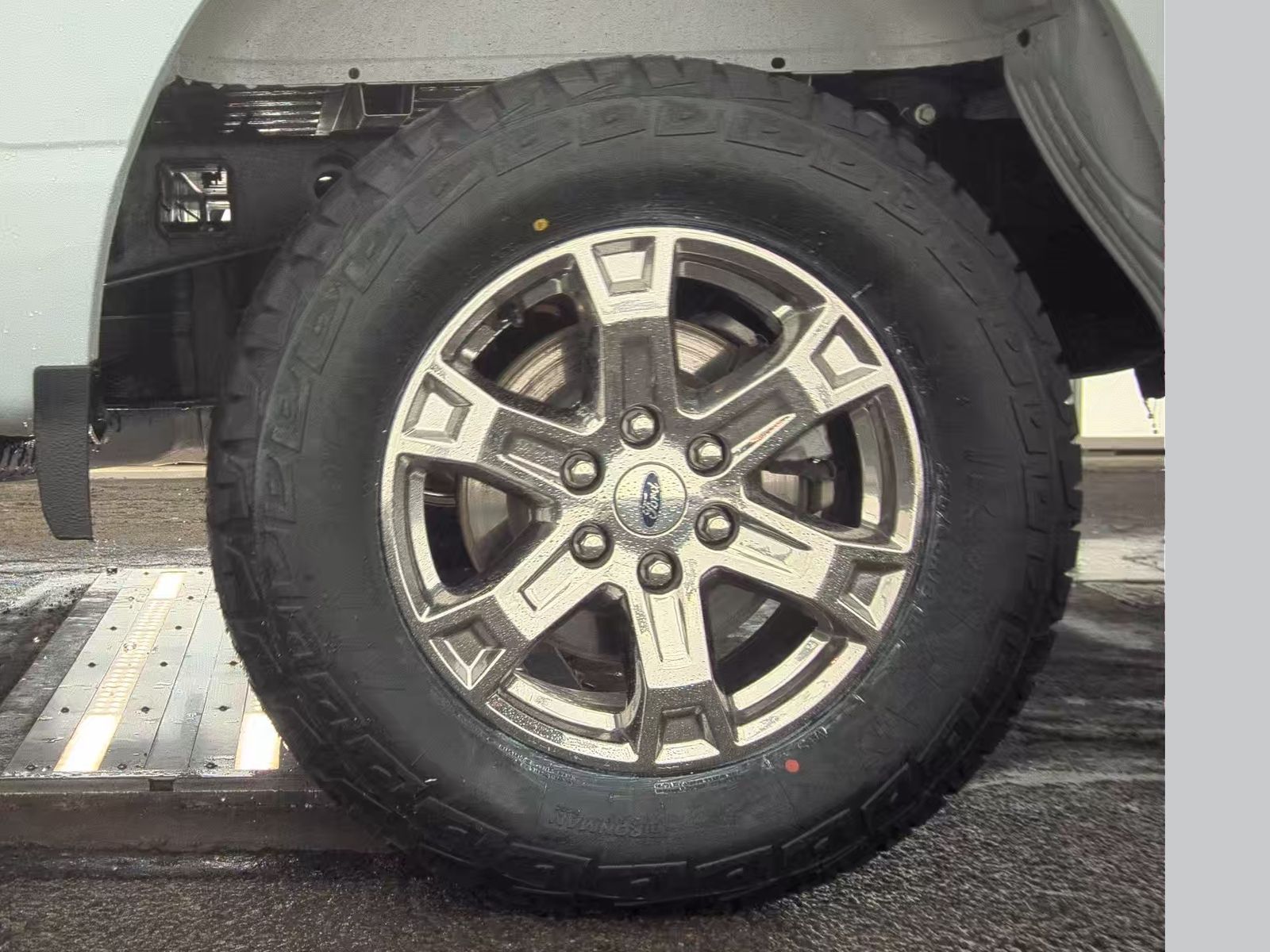 2022 Ford F-150 XLT AWD