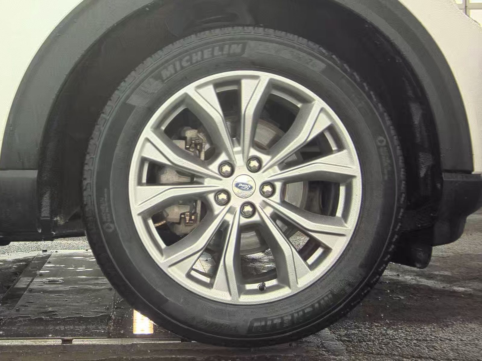 2023 Ford Explorer Limited AWD